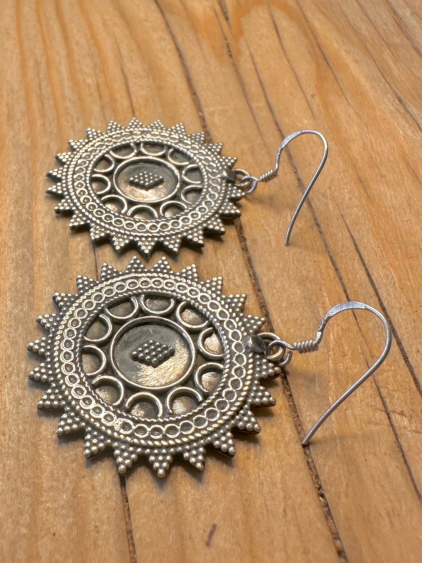 Vintage Tribal Sun Textured 925 Silver Earrings