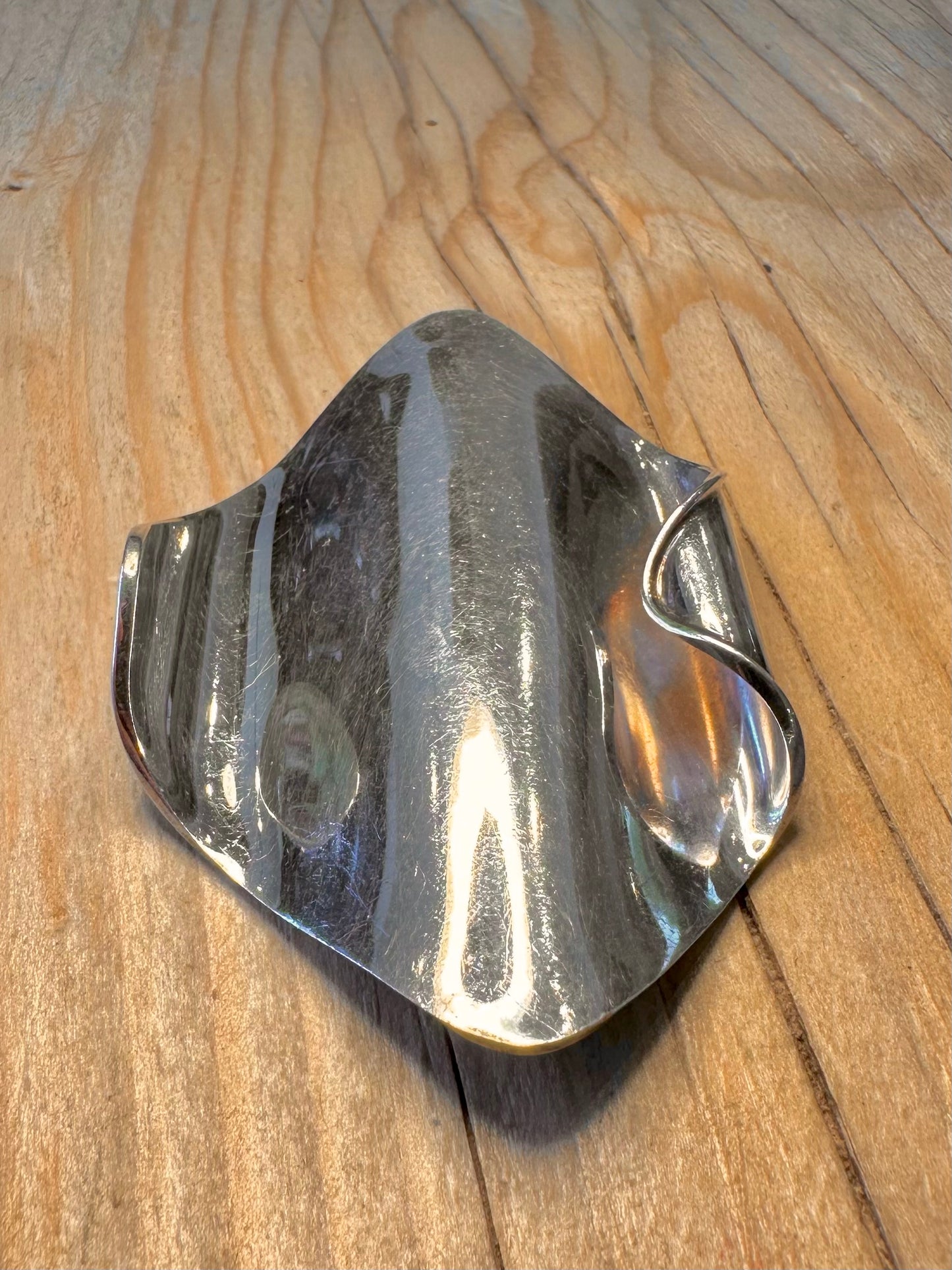 Abstract Modernist Wavy Italy 925 Silver Brooch