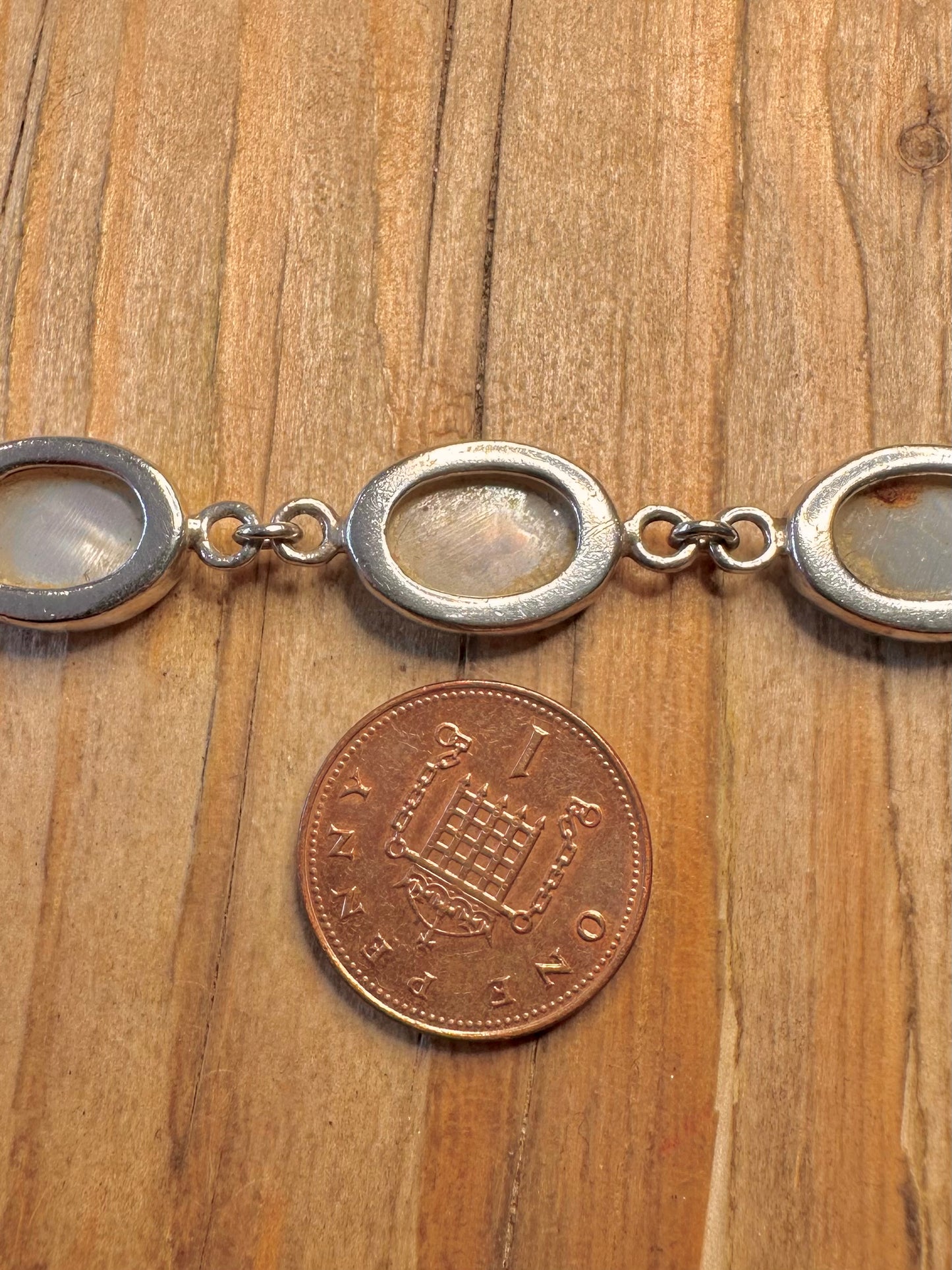 Vintage Mother of Pearl Oval Link 925 Sterling Silver 7.6 inch Bracelet