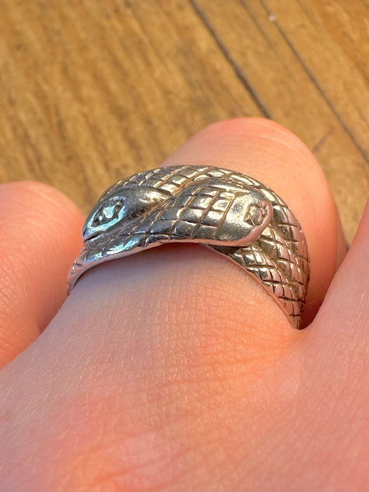 Interwoven 1975 Snakes 925 Sterling Silver Size T Ring