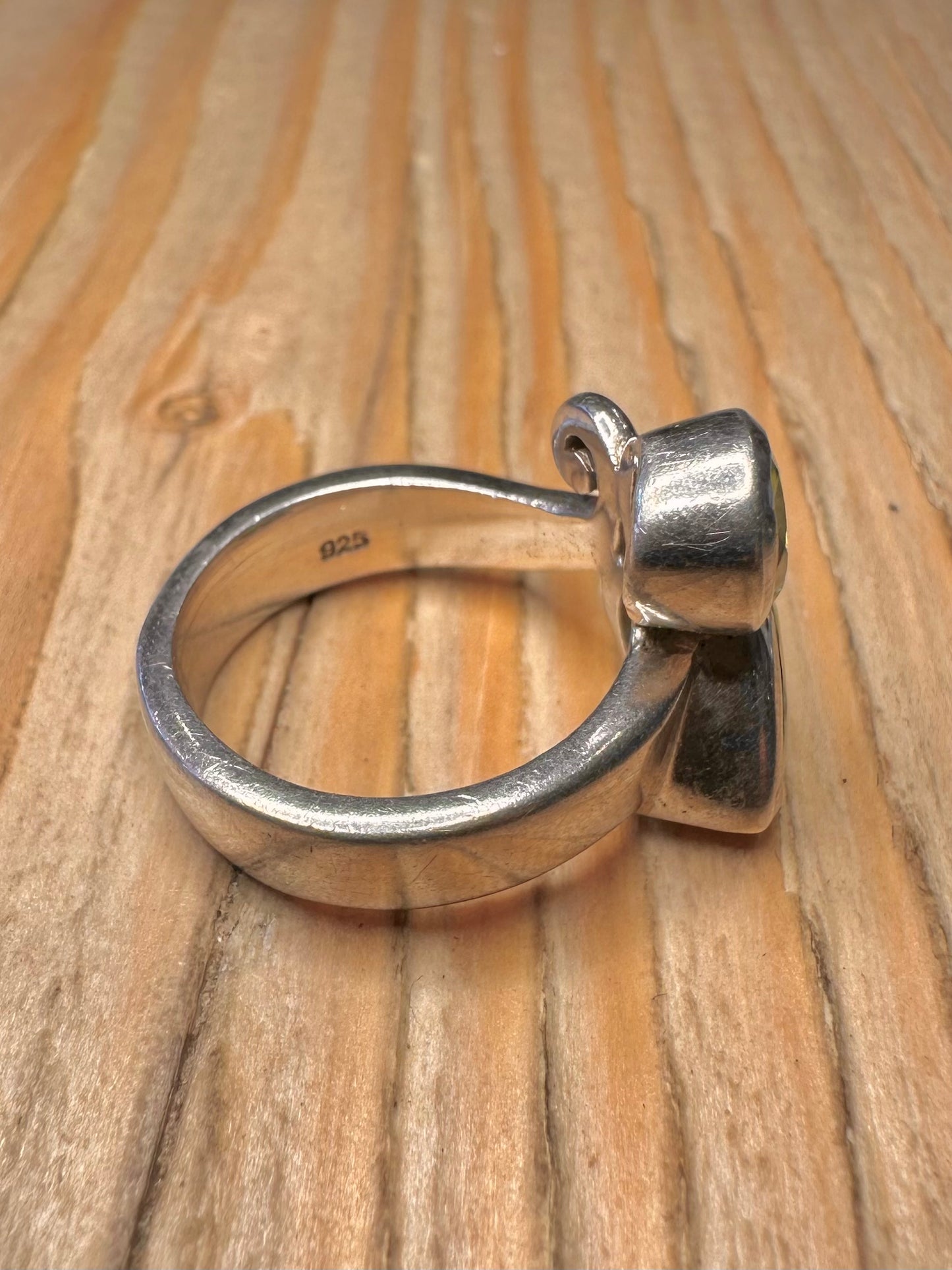 Vintage Peridot 925 Sterling Silver Size K1/2 Ring