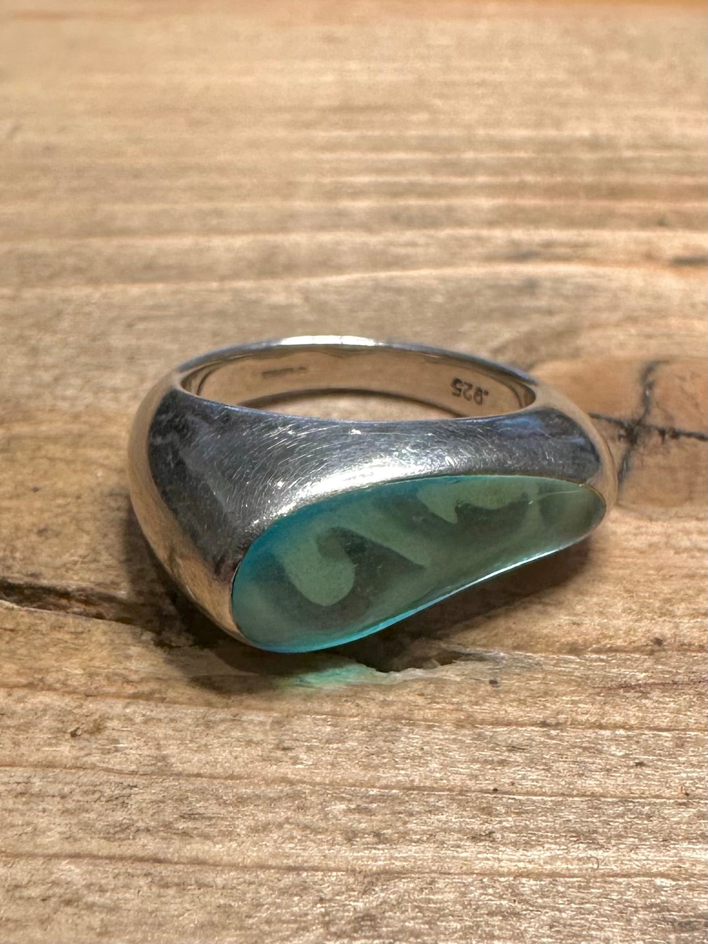 Abstract Blue Resin Wavy 925 Silver Size M Ring
