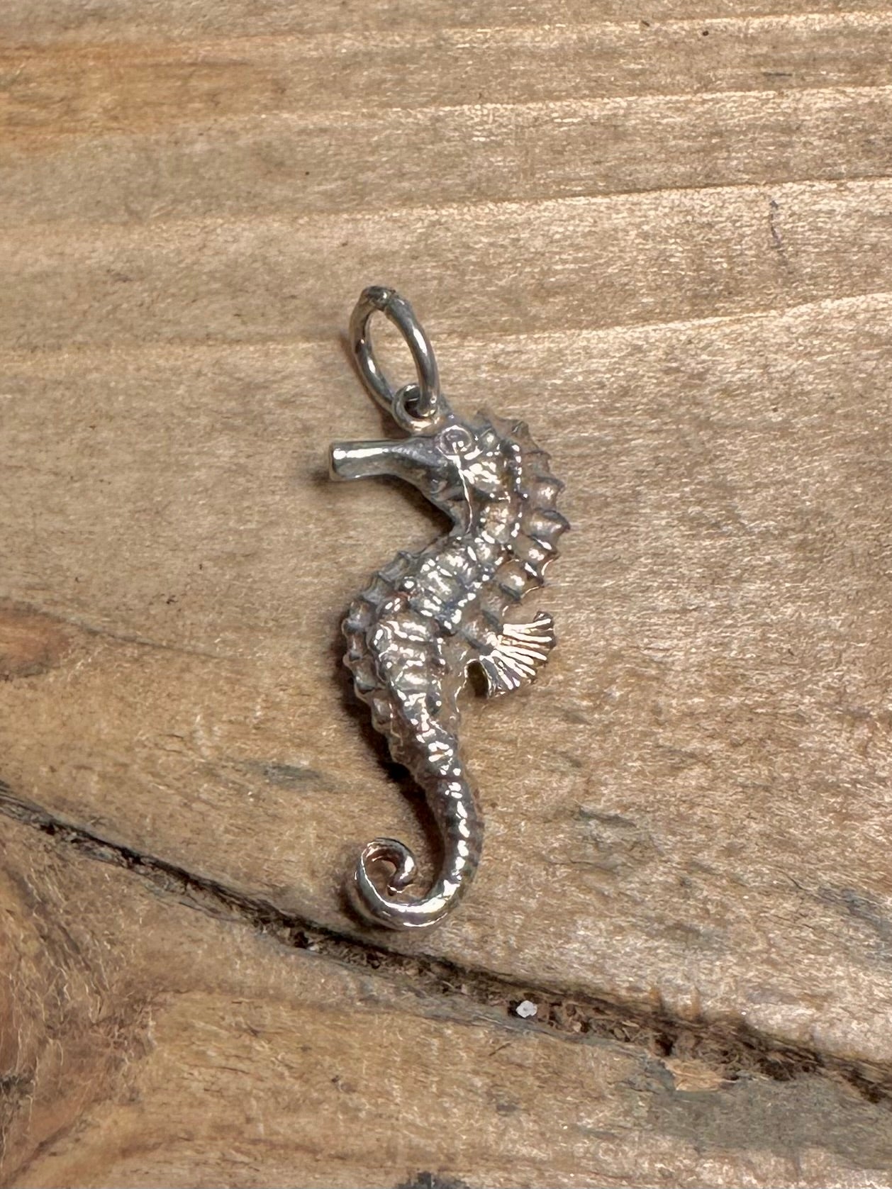 Vintage Seahorse 925 Silver Pendant