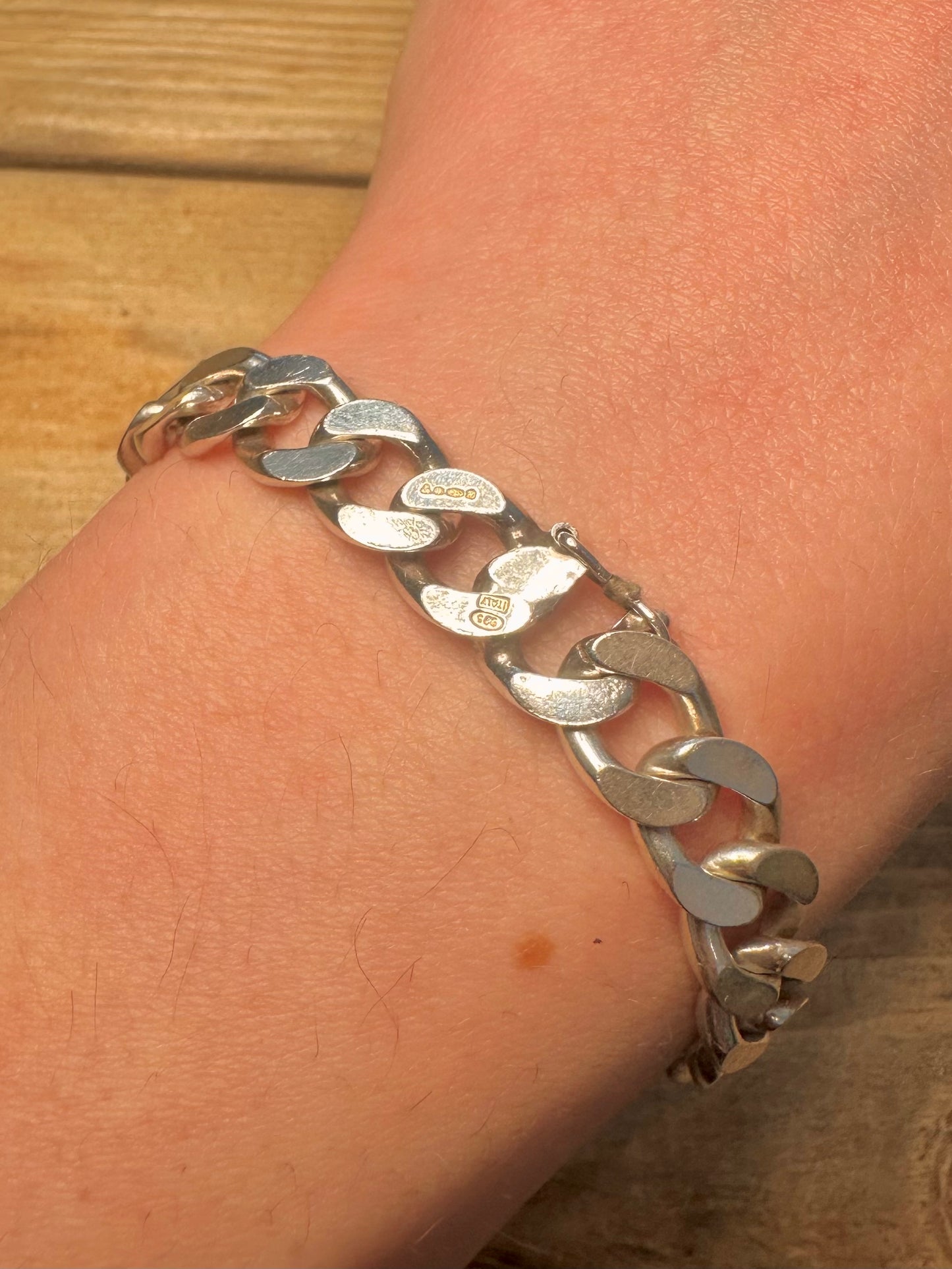 Vintage 1998 Italy Curb Chain Interlocking Clasp 925 Silver 7.8 inch Bracelet