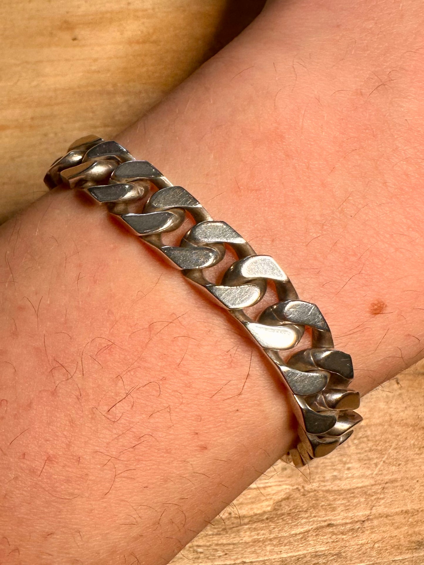 Vintage Curb Chain Interlocking Clasp 925 Silver 7.8 inch Bracelet