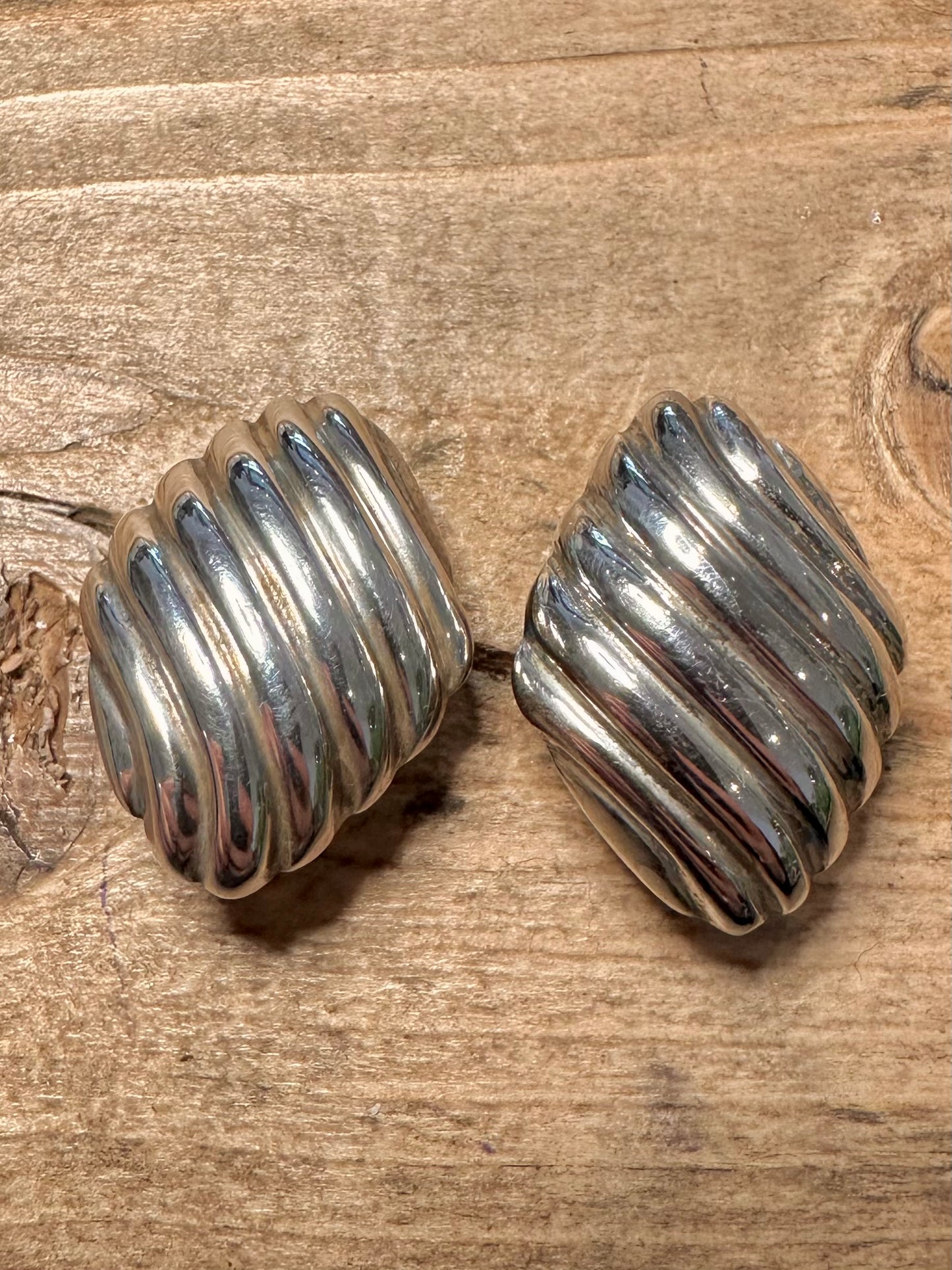 Abstract Textured Puff 925 Silver Italy Earrings