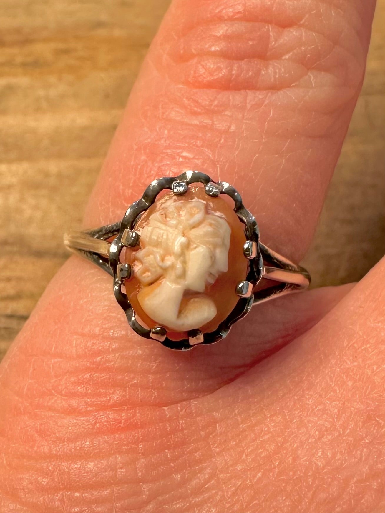Vintage 1975 Cameo 925 Silver Size N Ring