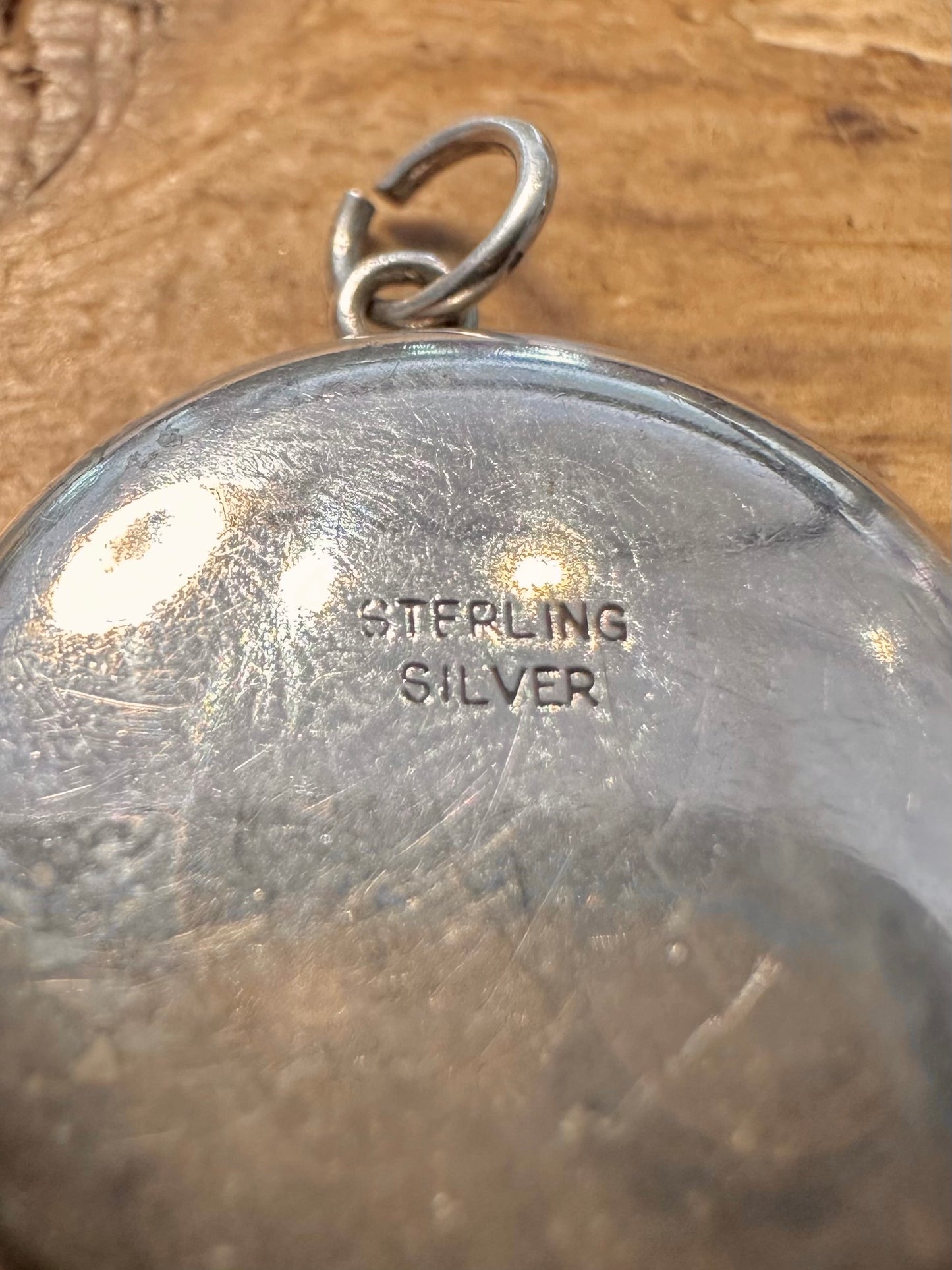 Vintage Floral Design Circle 925 Silver Locket Pendant