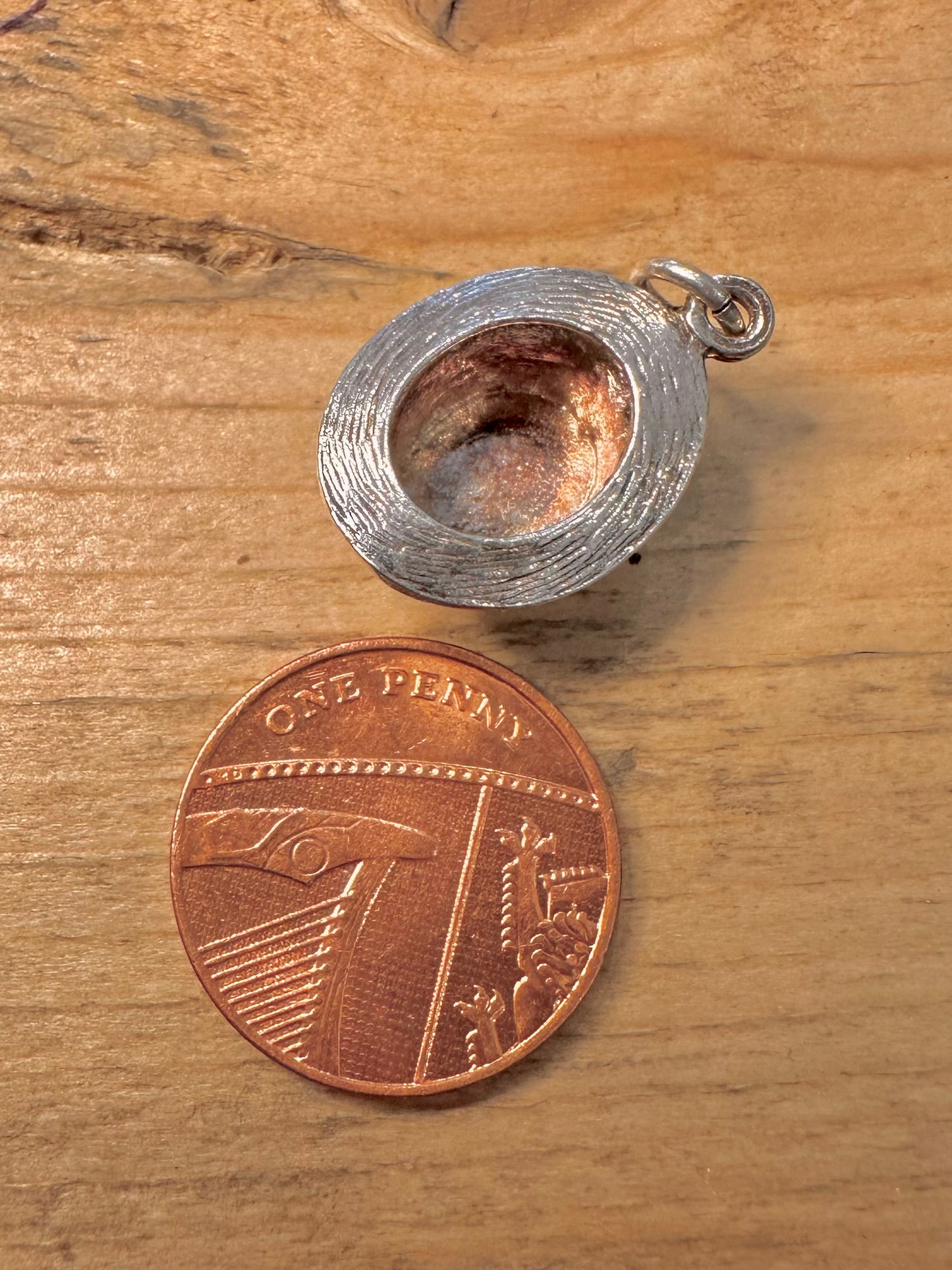 Vintage 1978 Magic Hat 925 Silver Charm Pendant
