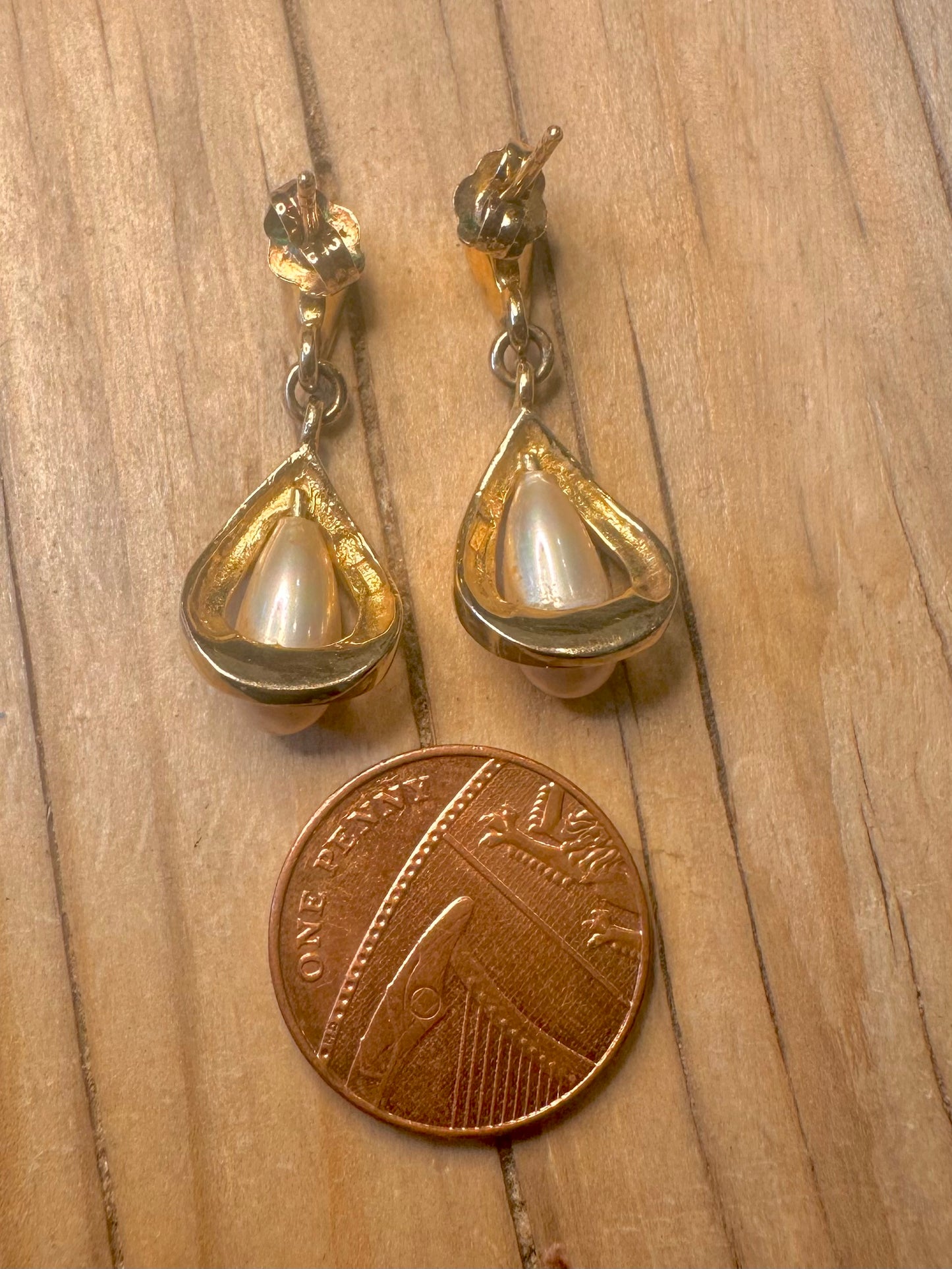 Modern Pearl Gold on 925 Silver Earrings