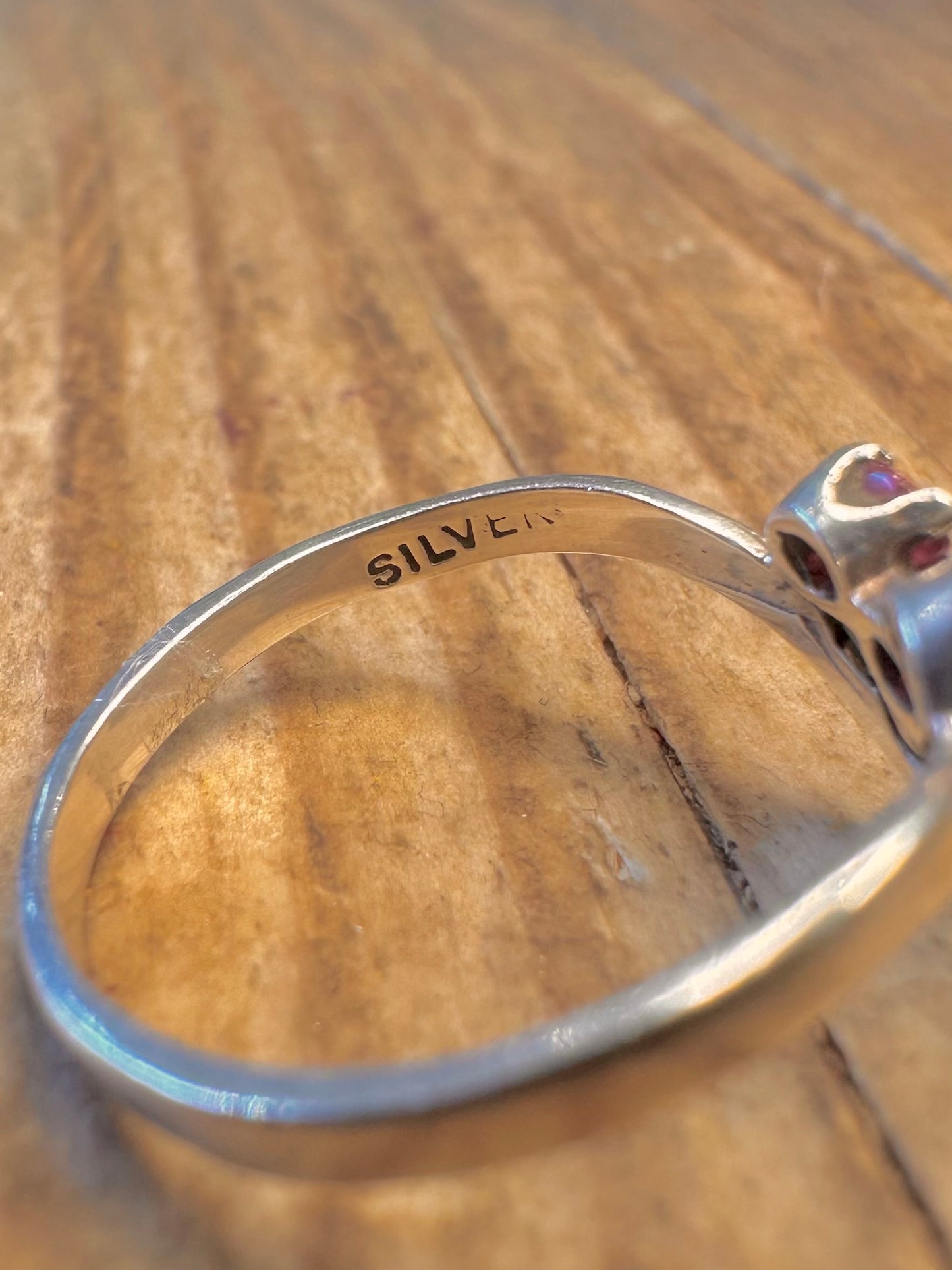 Granat Wishbone Ring aus 925er Sterlingsilber Größe L