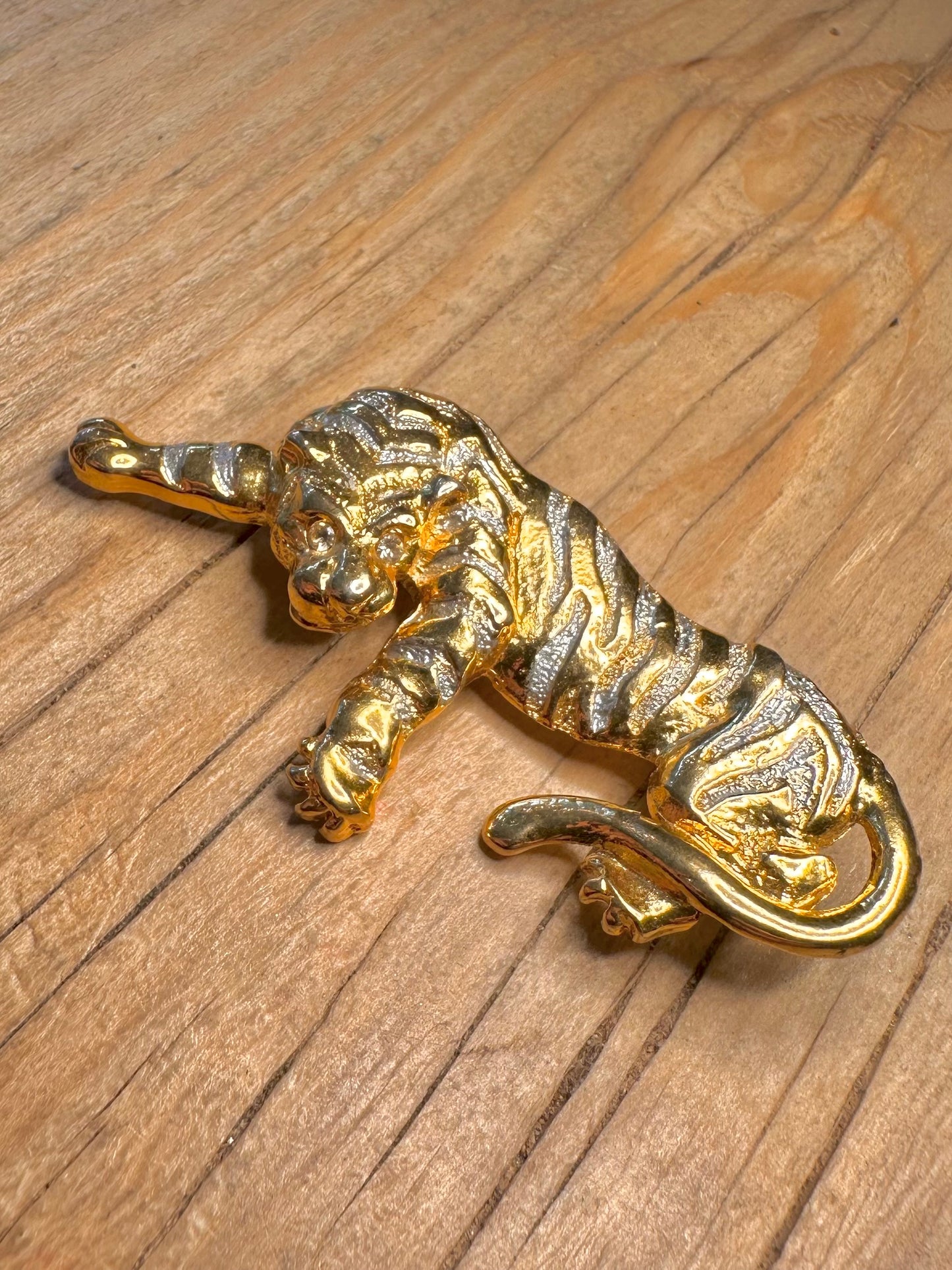 Vintage 1980s Tiger CZ White Eyes Gold Tone Costume Brooch