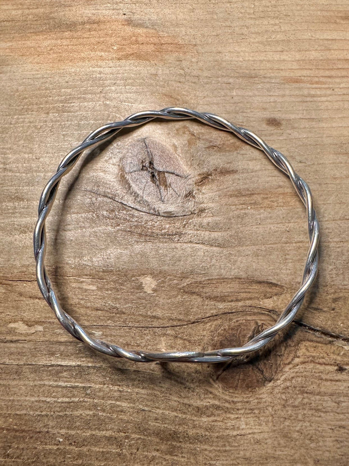 Vintage 1971 Twisted Open Front 925 Silver Bangle