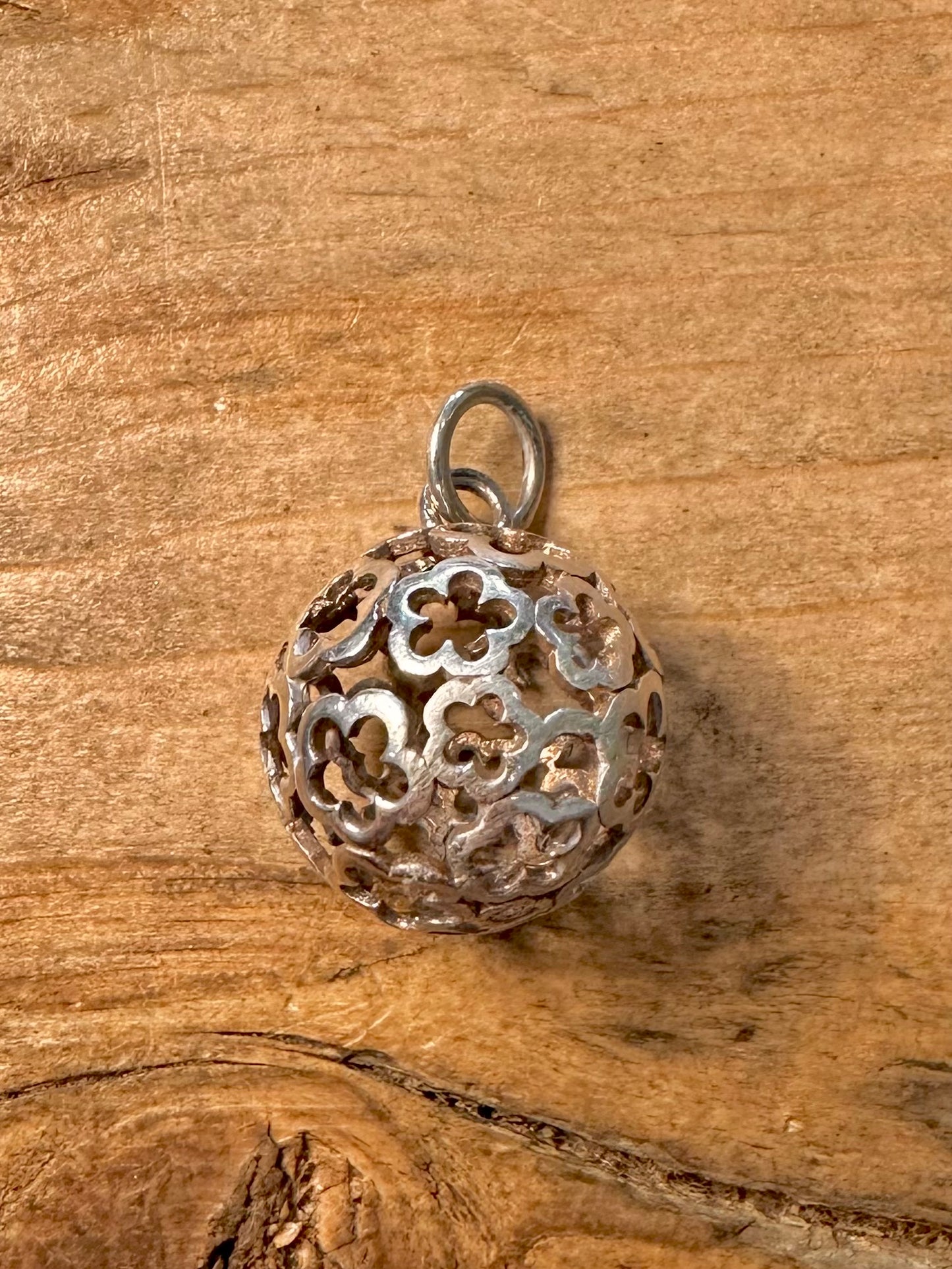 Abstract Flower Ball 925 Silver Pendant