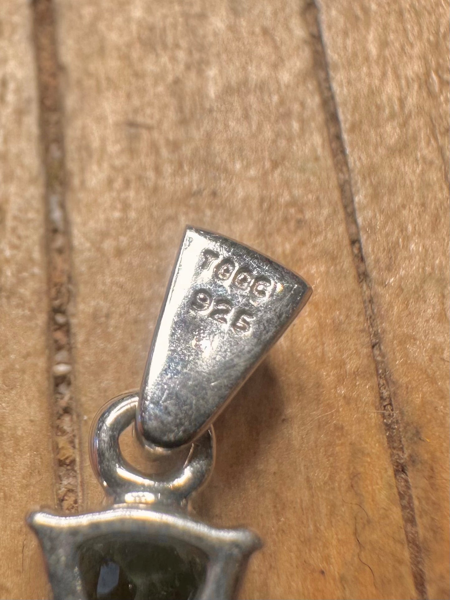 Vintage Flower Blue Topaz 925 Sterling Silver Pendant