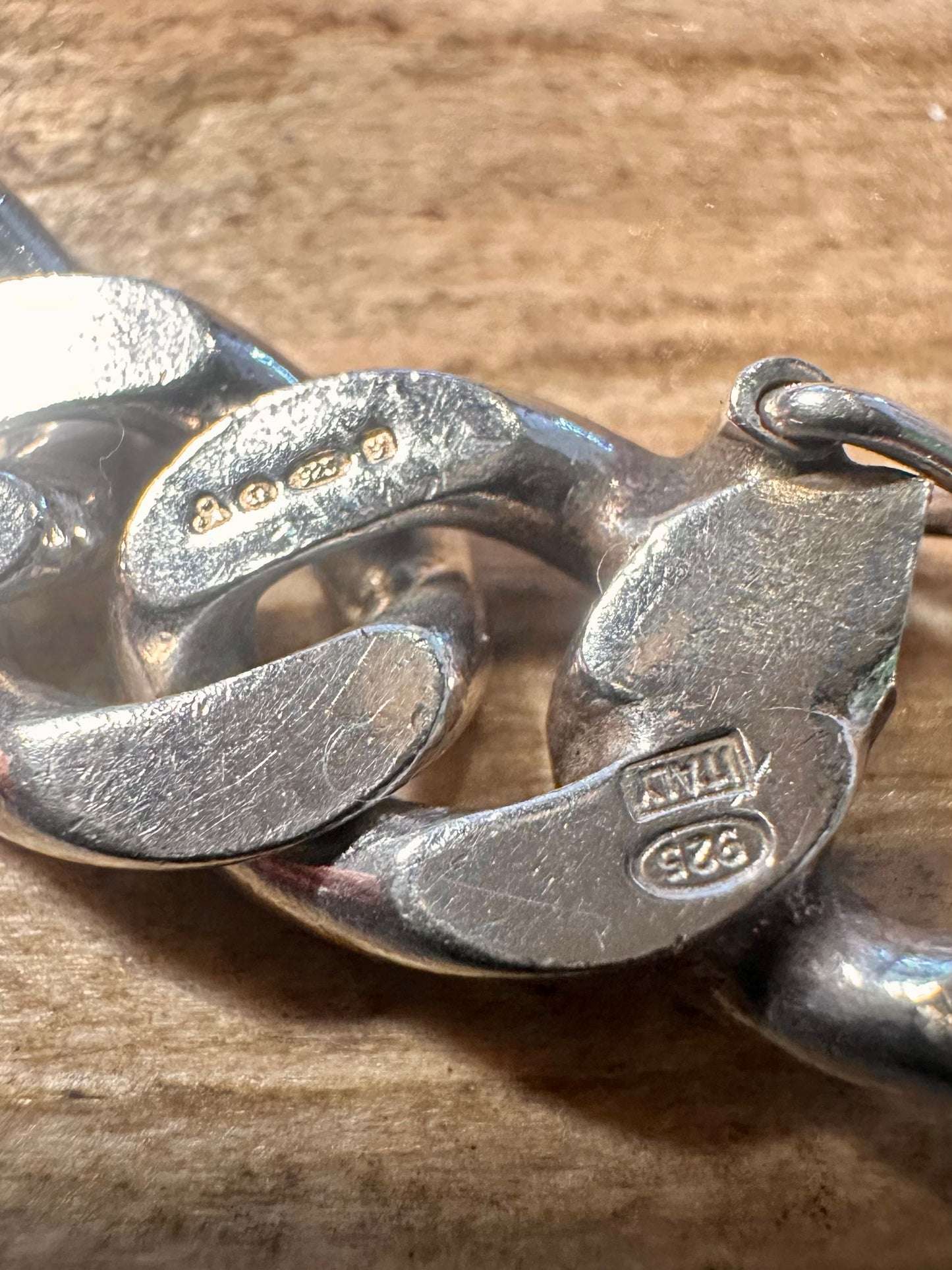 Vintage 1998 Italy Curb Chain Interlocking Clasp 925 Silver 7.8 inch Bracelet