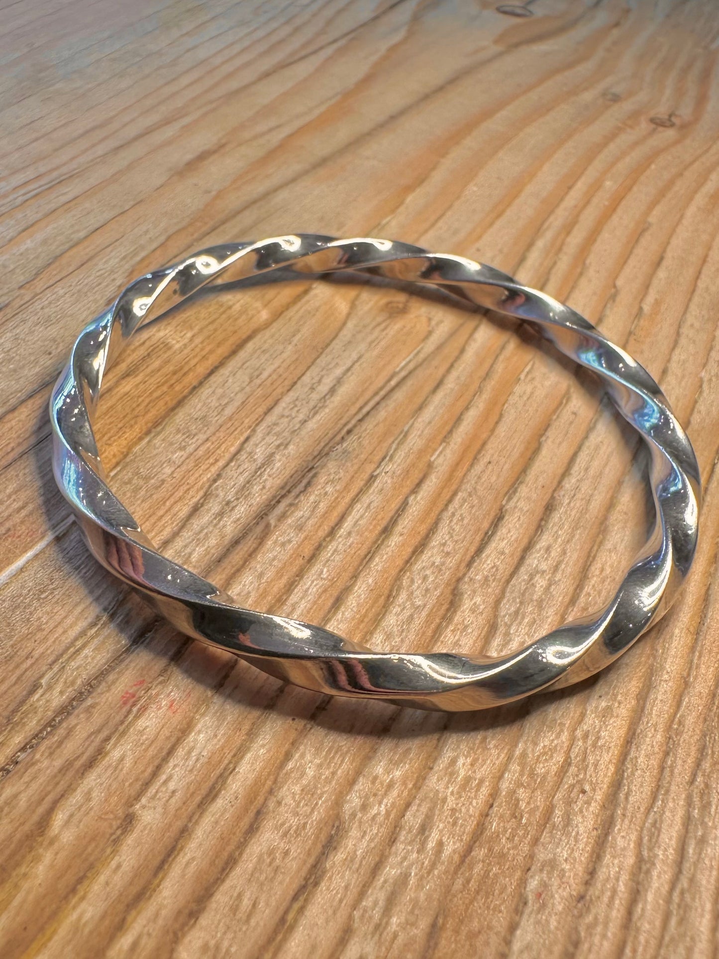 Vintage Twisted 925 Sterling Silver Bangle