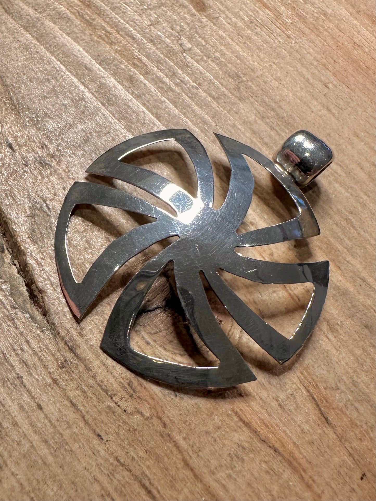 Abstract Circle 925 Silver Pendant