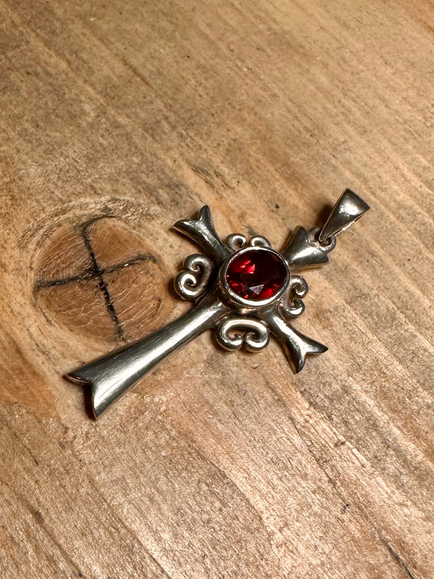 Vintage Garnet Cross 925 Silver Pendant