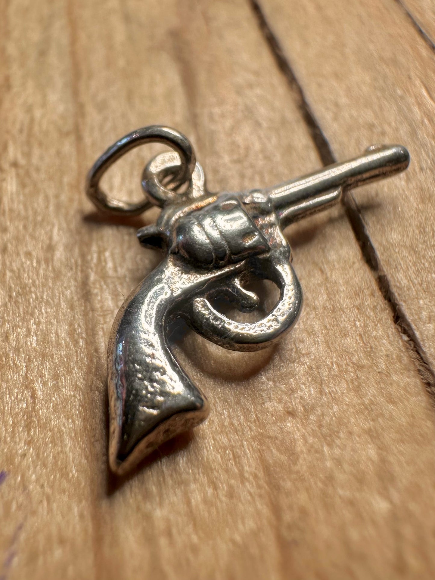 Vintage Gun Revolver 925 Sterling Silver Charm Pendant