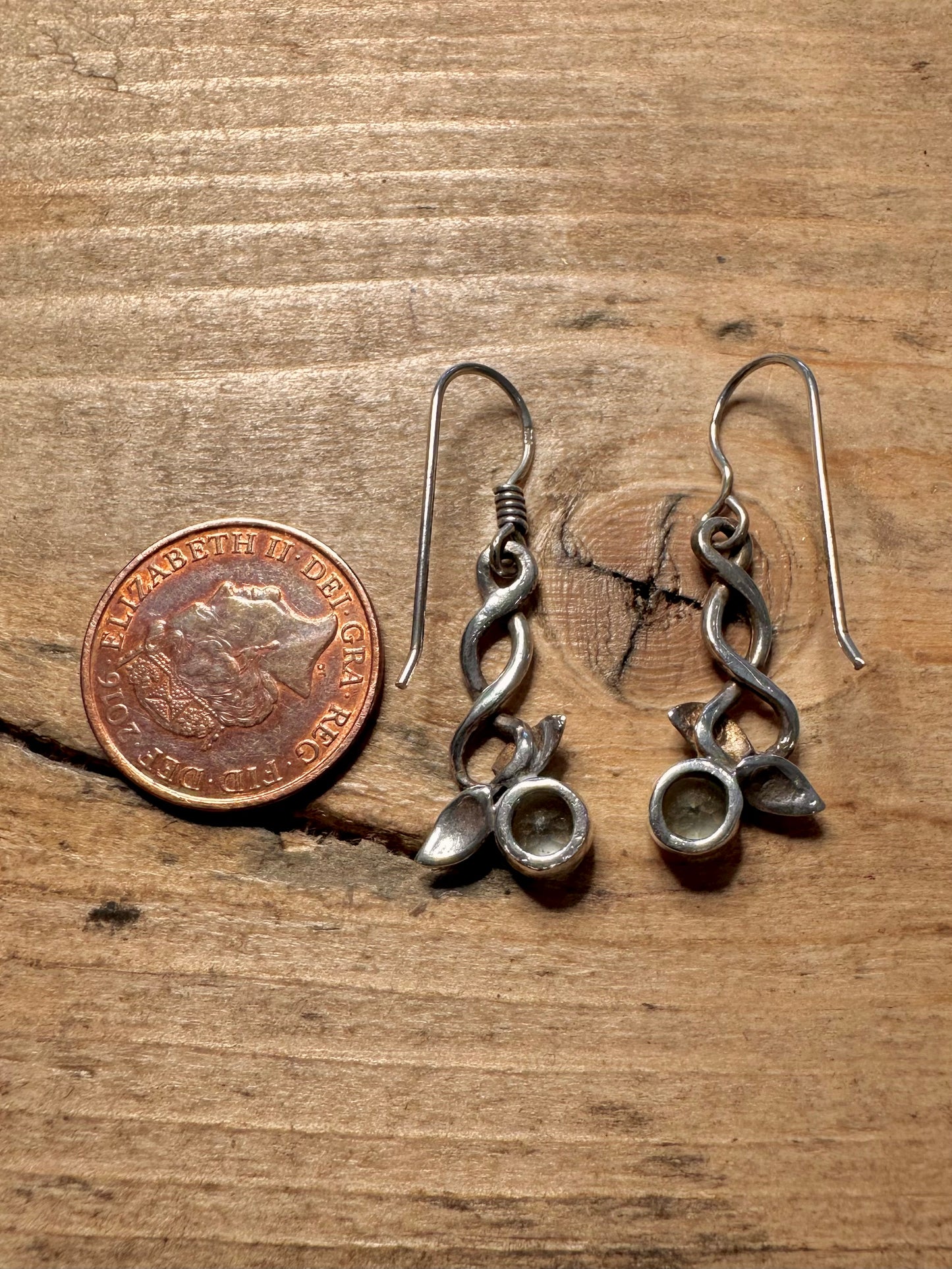 Vintage Twisted Leaf Blue Topaz 925 Silver Earrings