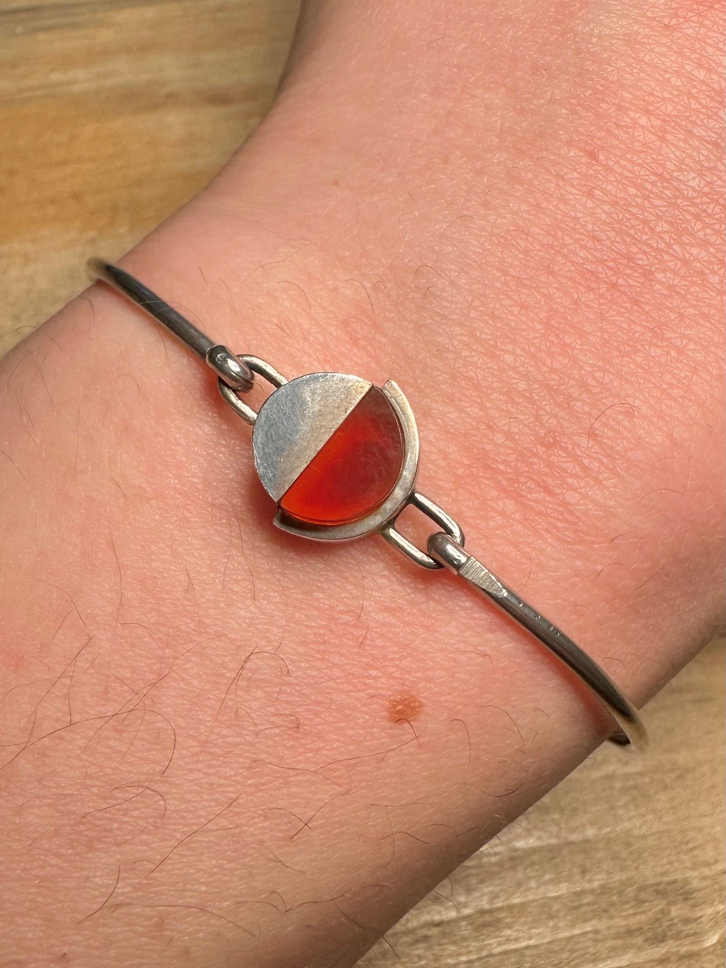 Abstract Carnelian 925 Silver Bangle