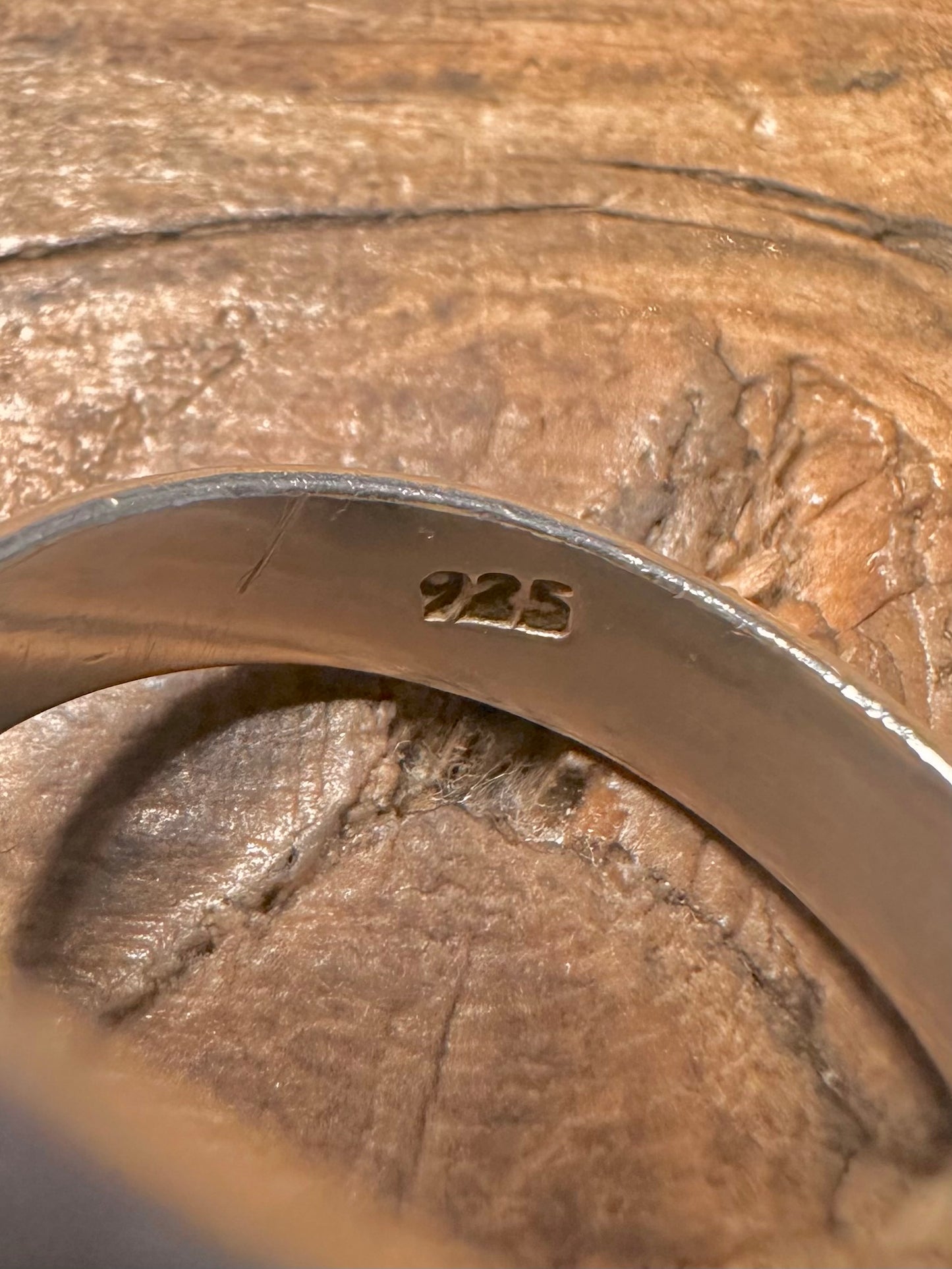 Modernist Chunky Quarts 925 Silver Size Q1/2 Ring