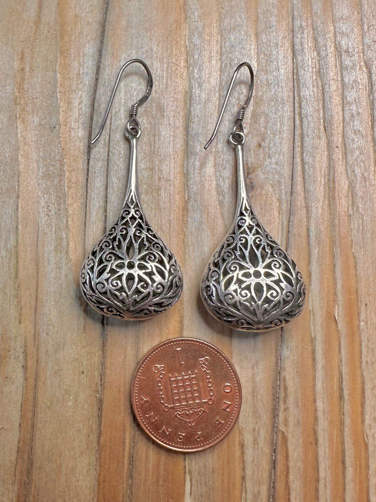 Vintage Filigree Dangle Tear Drop 925 Sterling Silver Earrings
