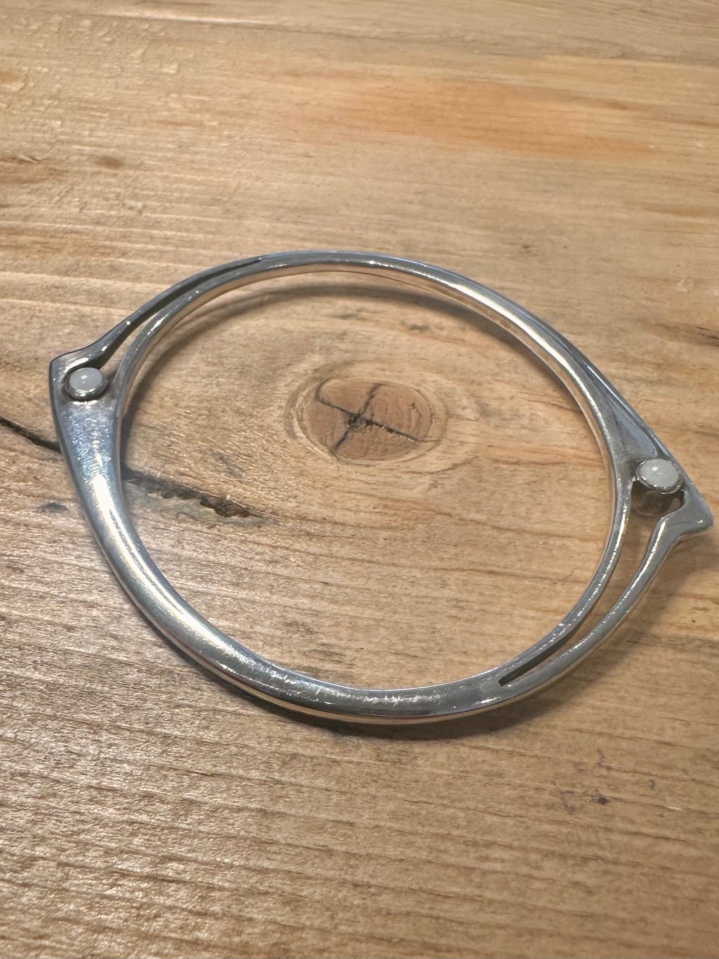 Abstract White Stones 925 Silver Maker MG Bangle