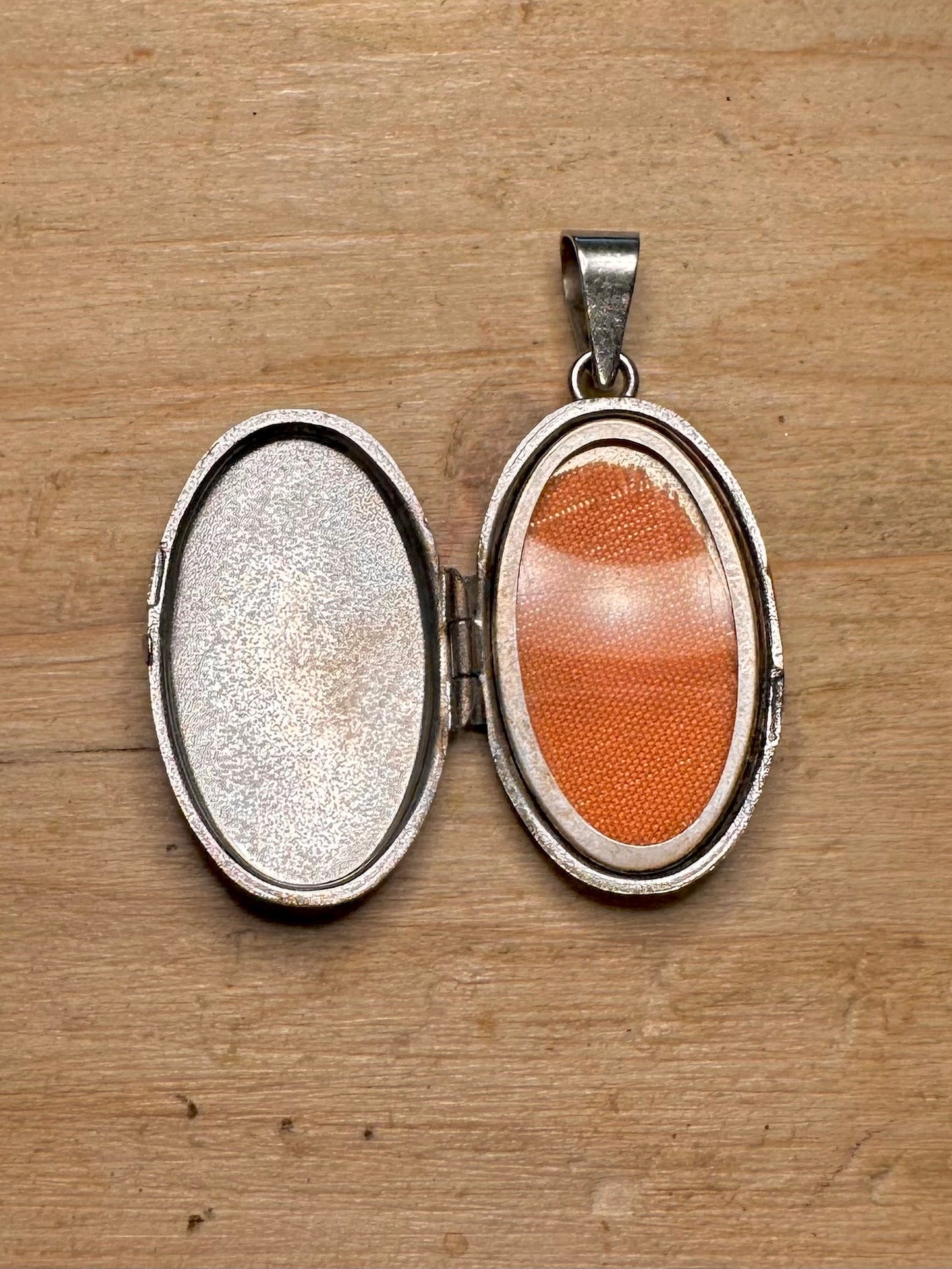 Vintage Engraved Oval Locket 925 Silver Pendant