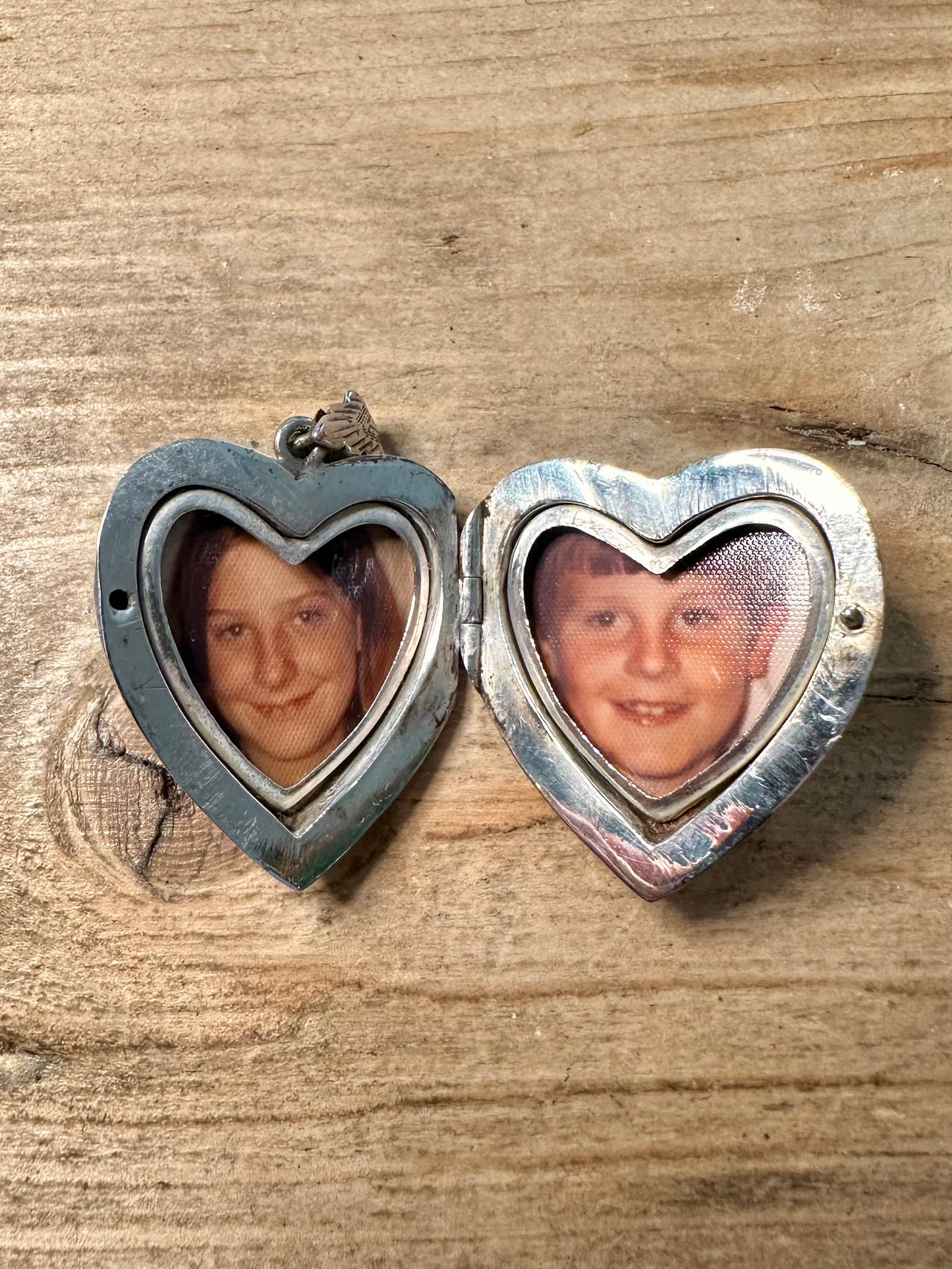 Vintage 1974 Heart Engraved 925 Silver Locket Pendant