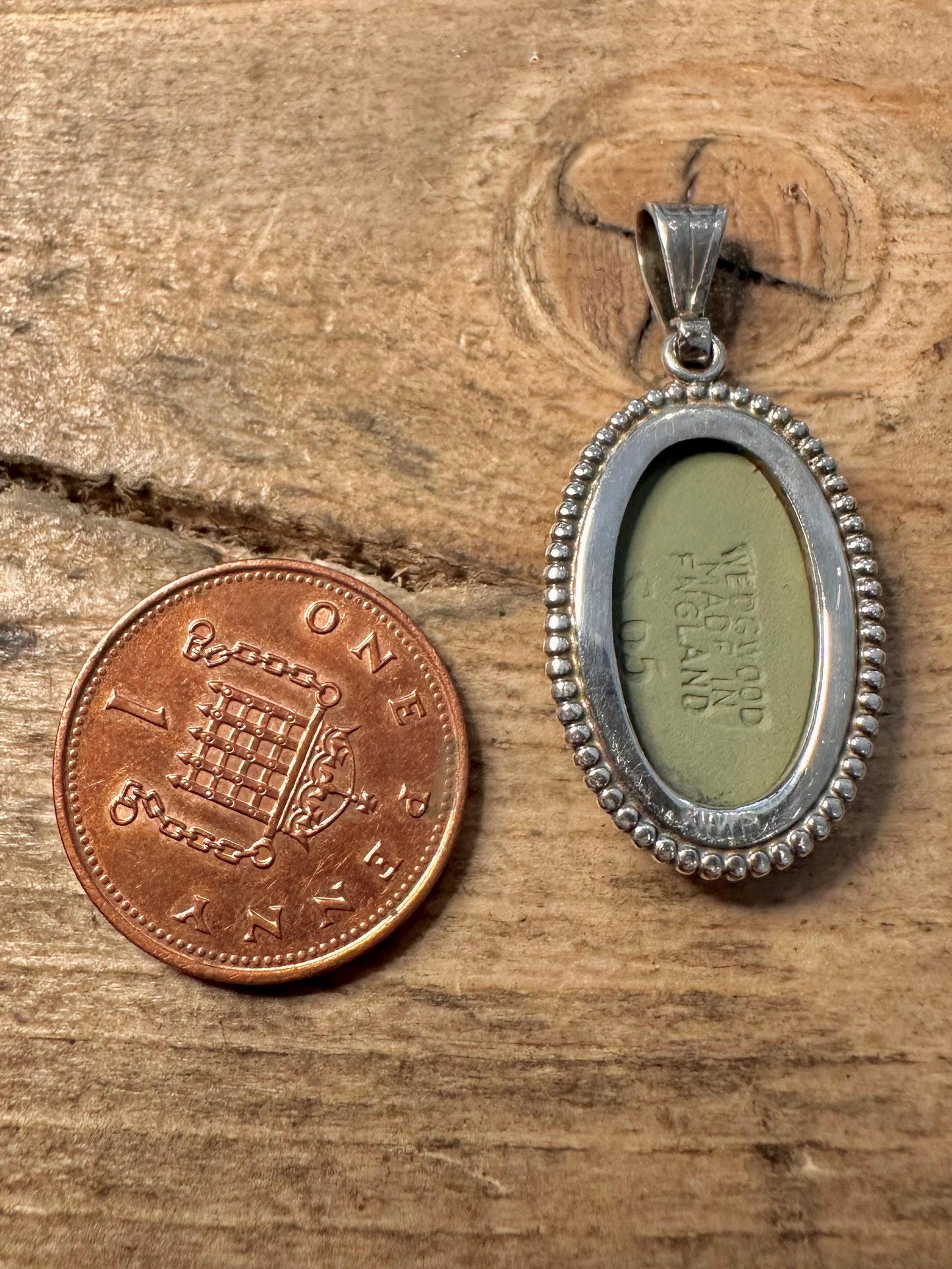 Vintage Green Wedgwood 925 Silver Made in England Pendant