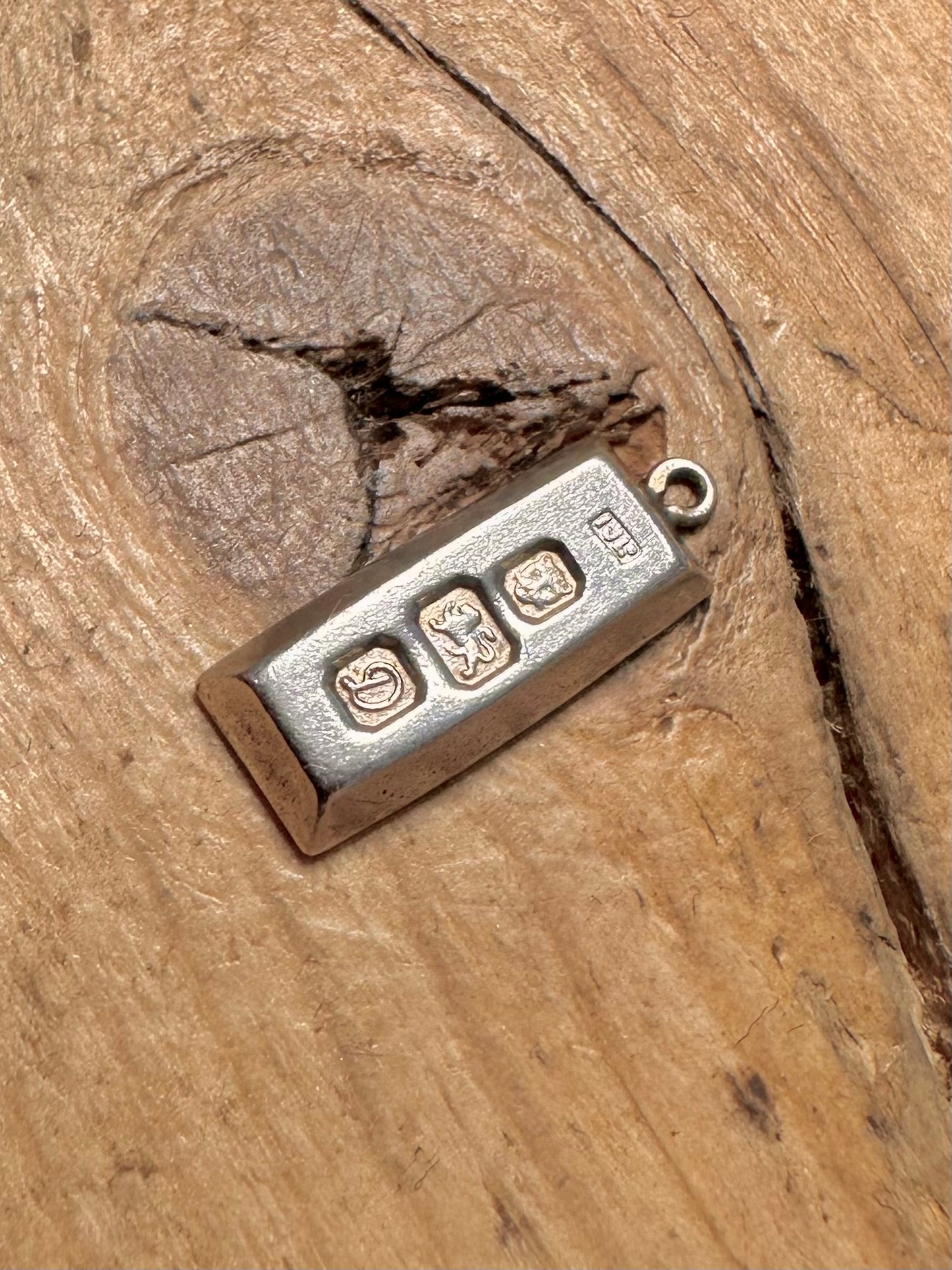 Vintage 1978 IJL Maker Ingot 925 Silver Pendant