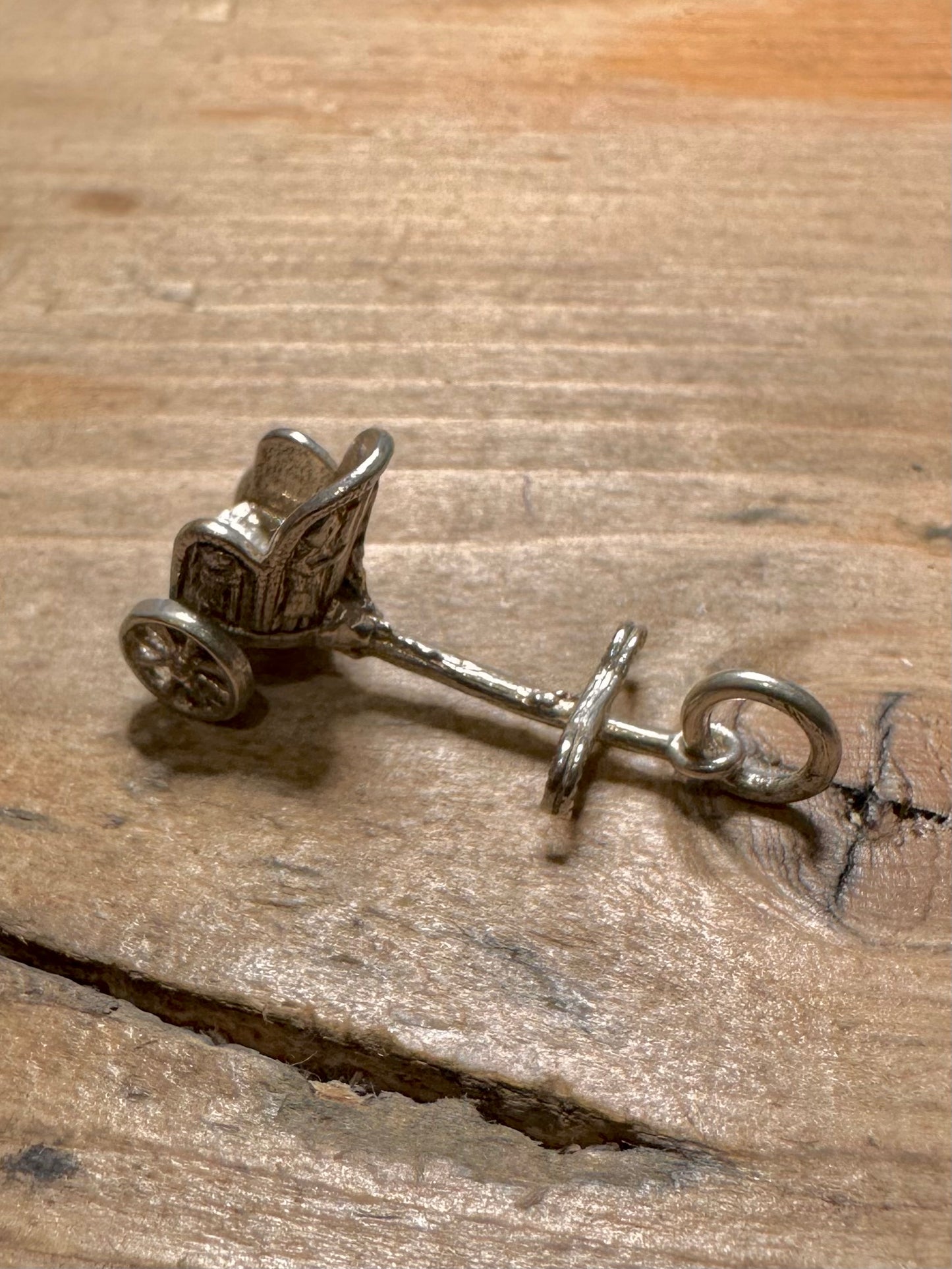 Vintage Chariot 925 Silver Charm Pendant