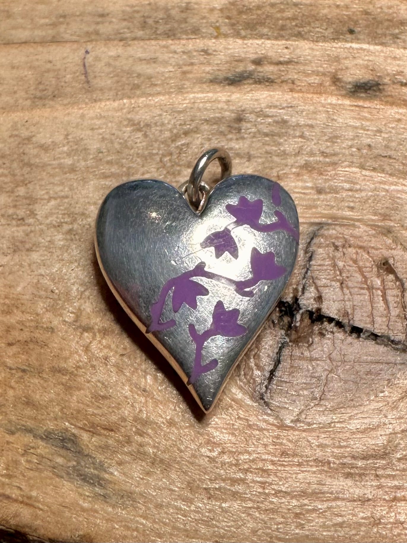 Modernist Heart with Purple Inlay Flower 925 Silver Pendant