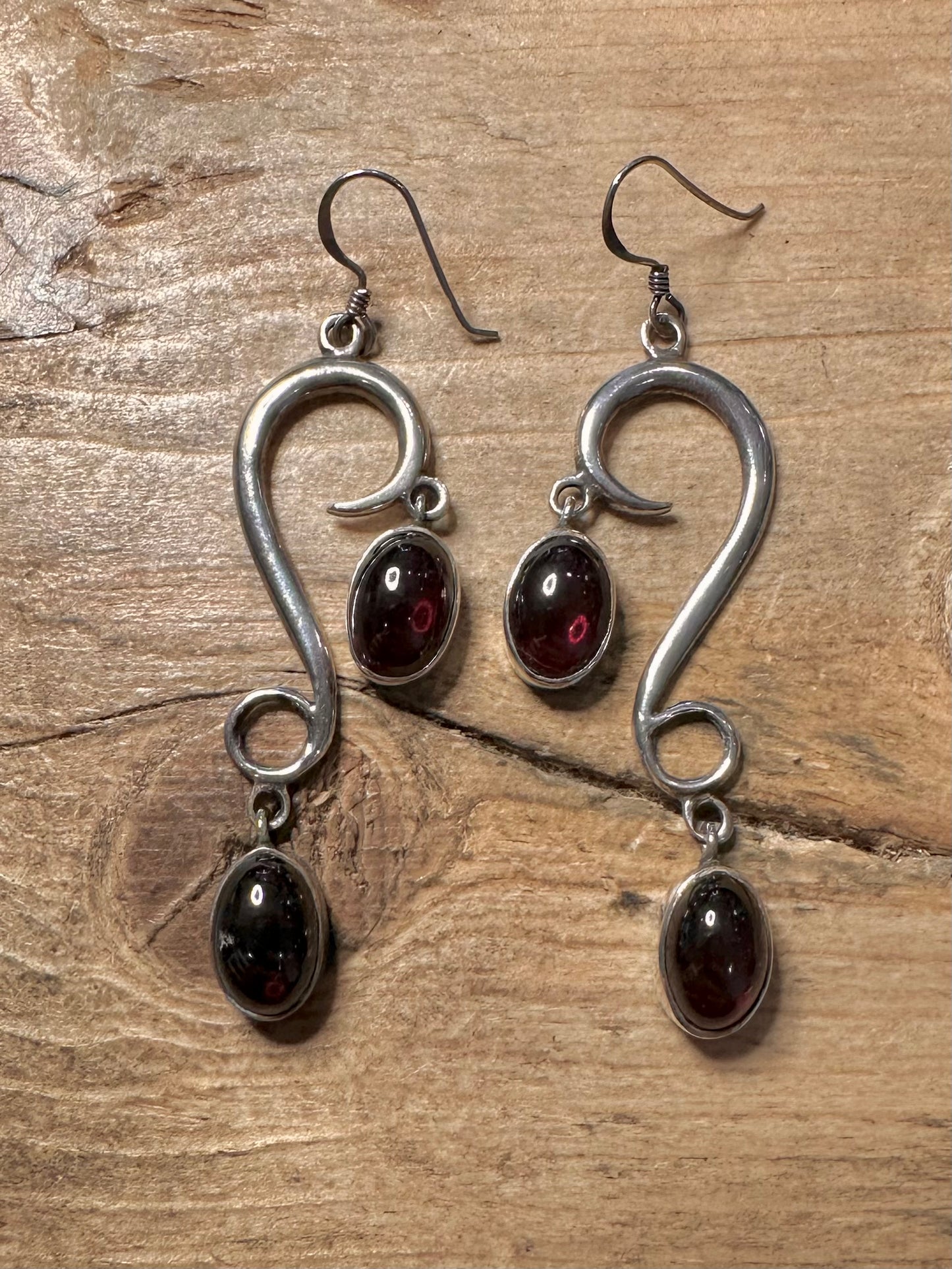 Vintage Garnet Swirl 925 Silver Earrings