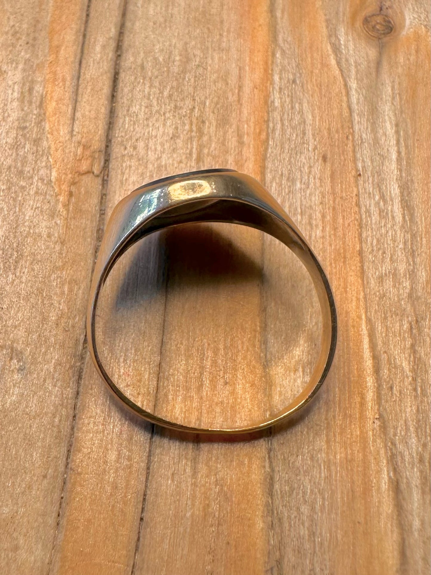 Vintage 9ct Gold 1977 Intaglio Centurion Hematite Signet Size Q1/2 Ring