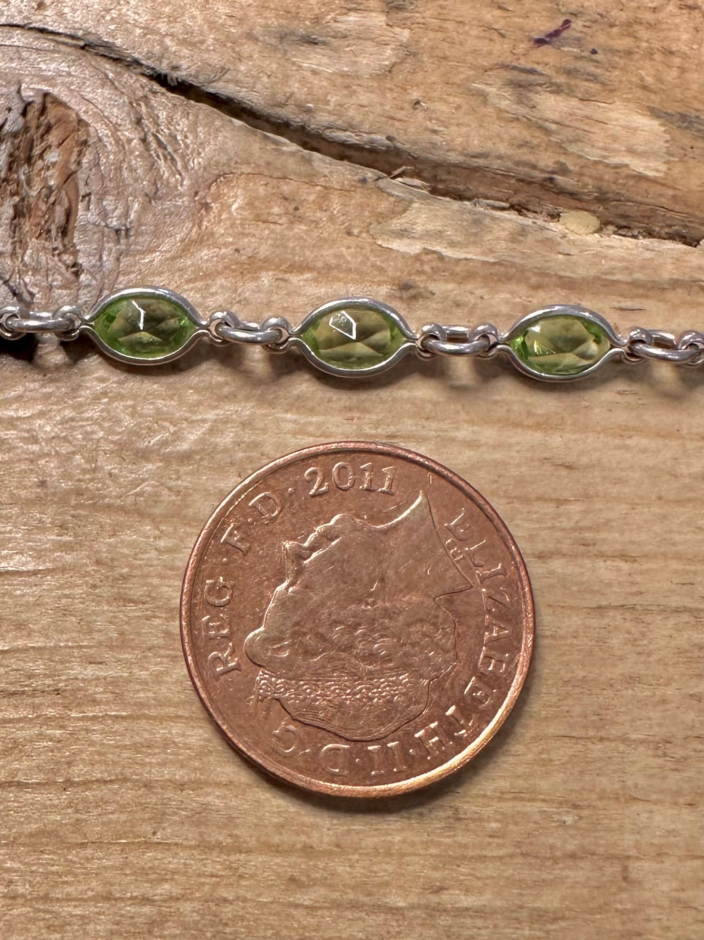 Vintage Green Peridot 925 Silver 17.8 inch Necklace