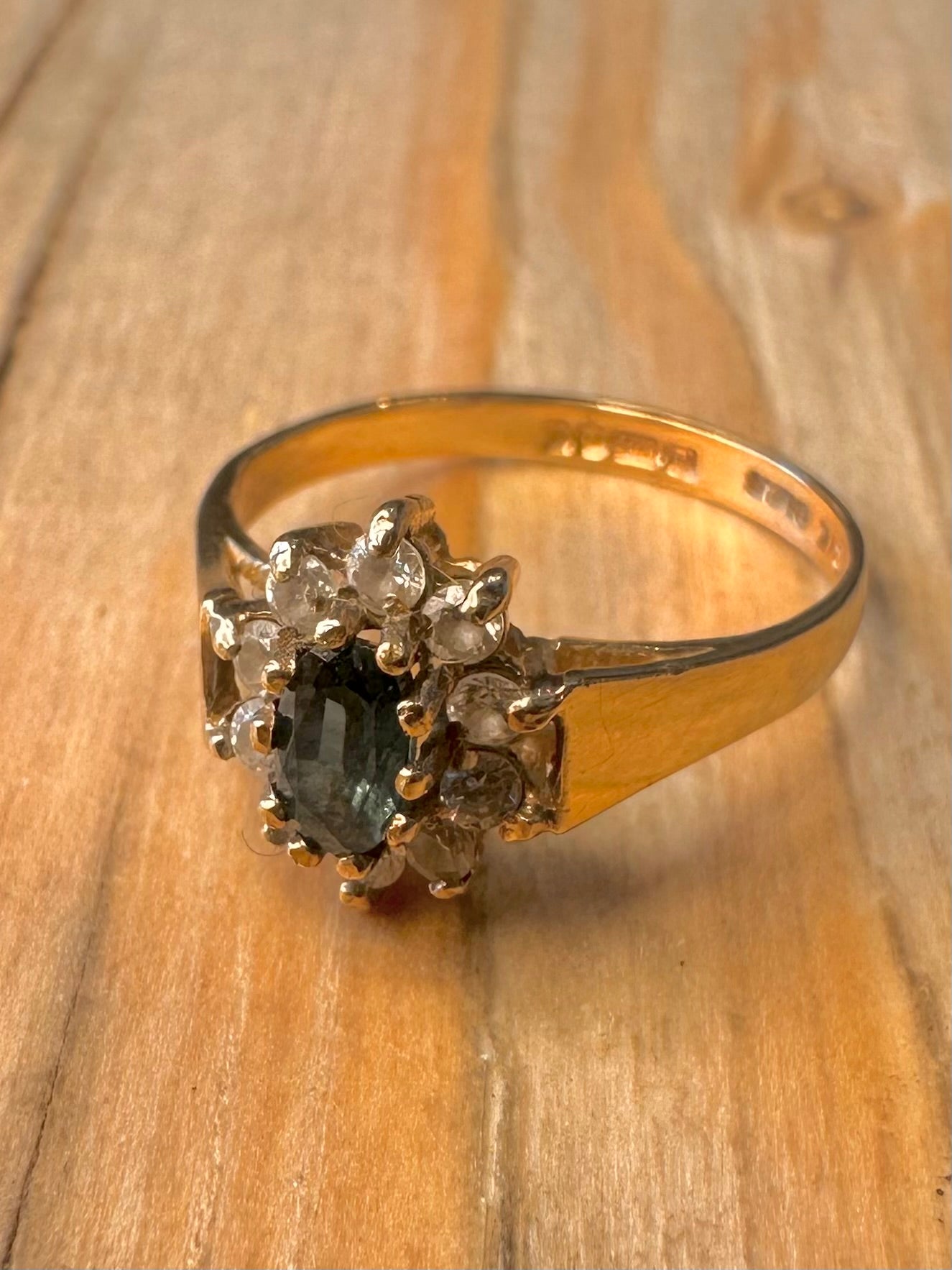 Vintage 9ct Gold 1987 Blue and White CZ Size J1/2 Ring
