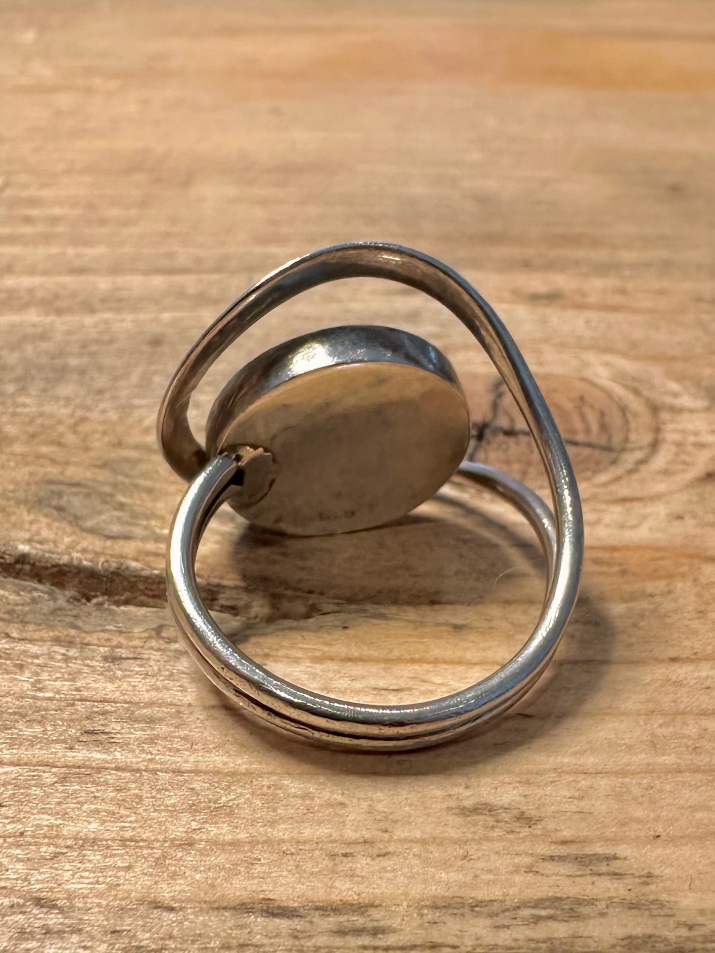 Abstract Mother of Pearl Overlapping 925 Silver Size O Ring