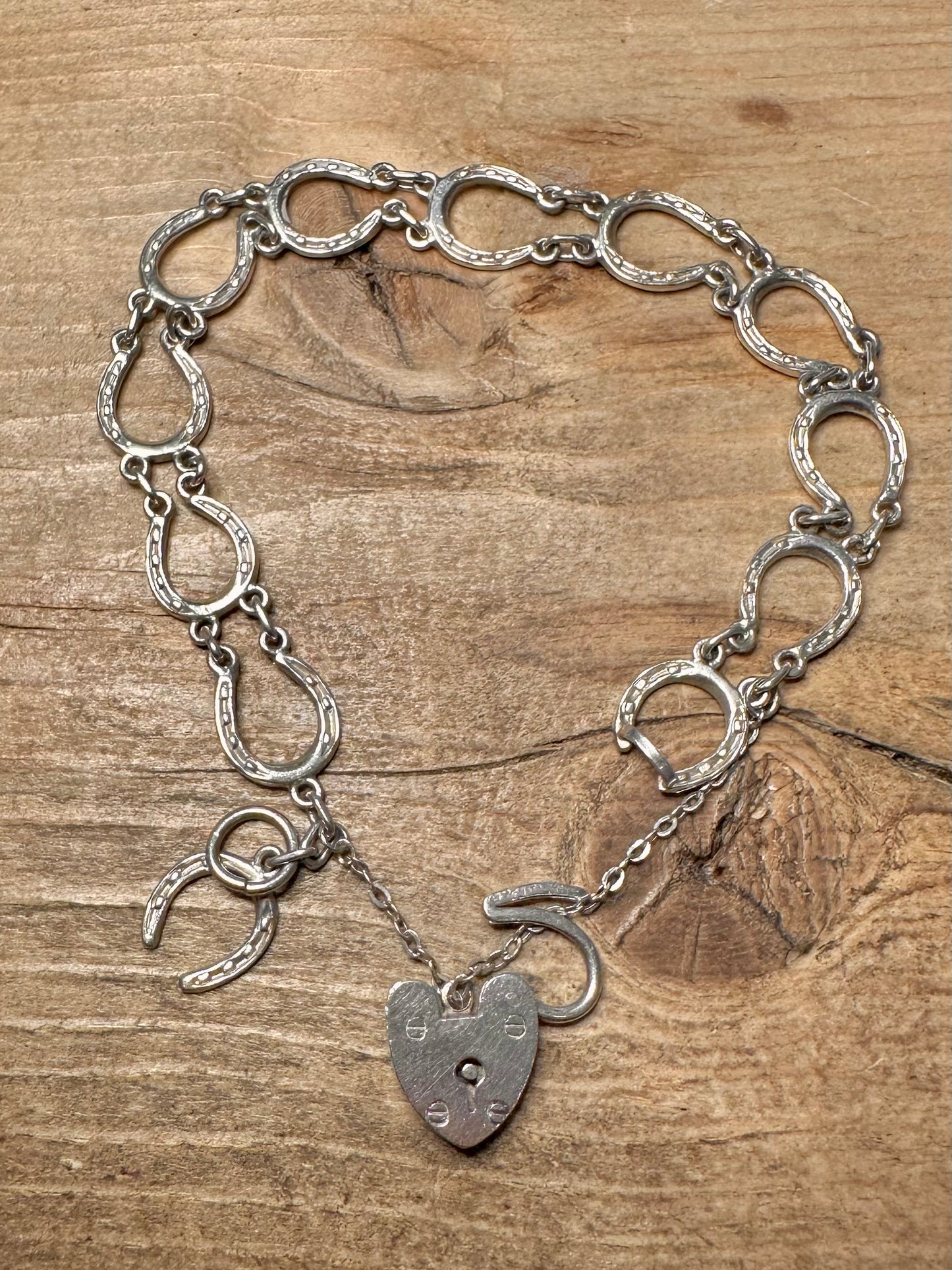 Vintage Horseshoe Equestrian Link Heart Padlock with Safety Chain 925 Silver Bracelet
