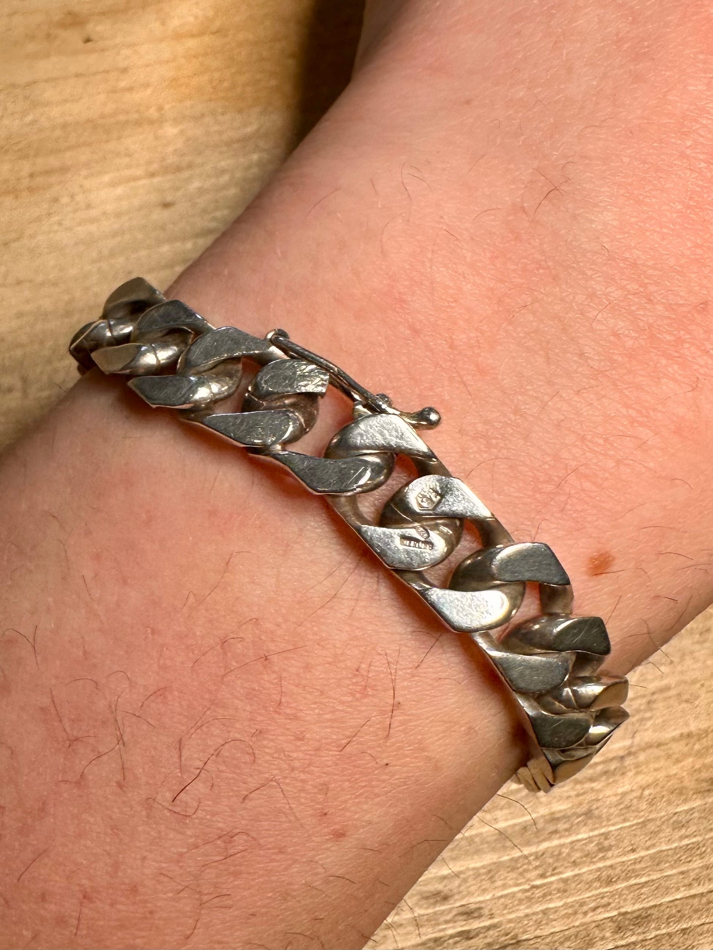 Vintage Curb Chain Interlocking Clasp 925 Silver 7.8 inch Bracelet