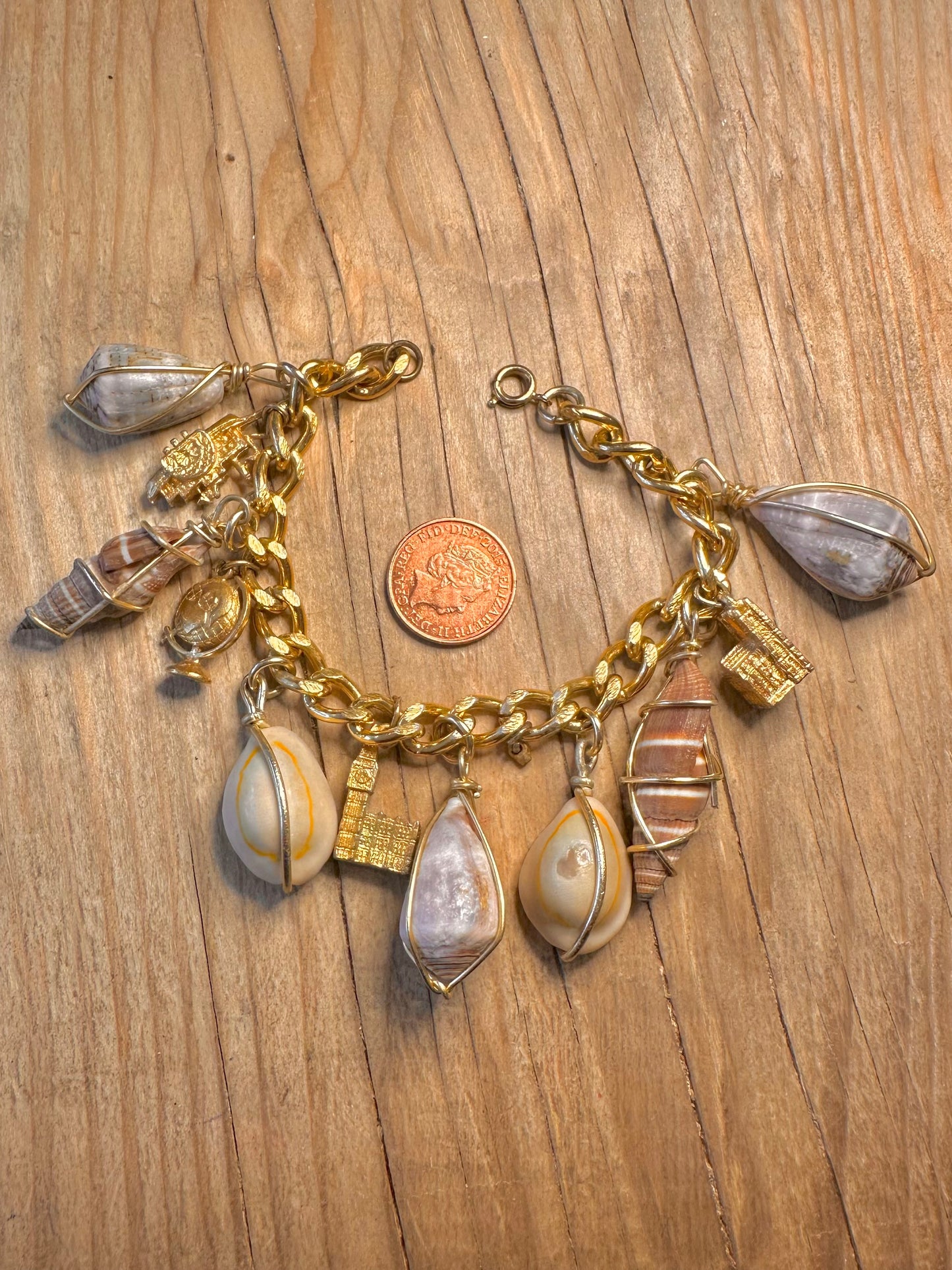 Vintage Gold Plated Curb Chain Charms and Shells 7.5 inch Costume Bracelet