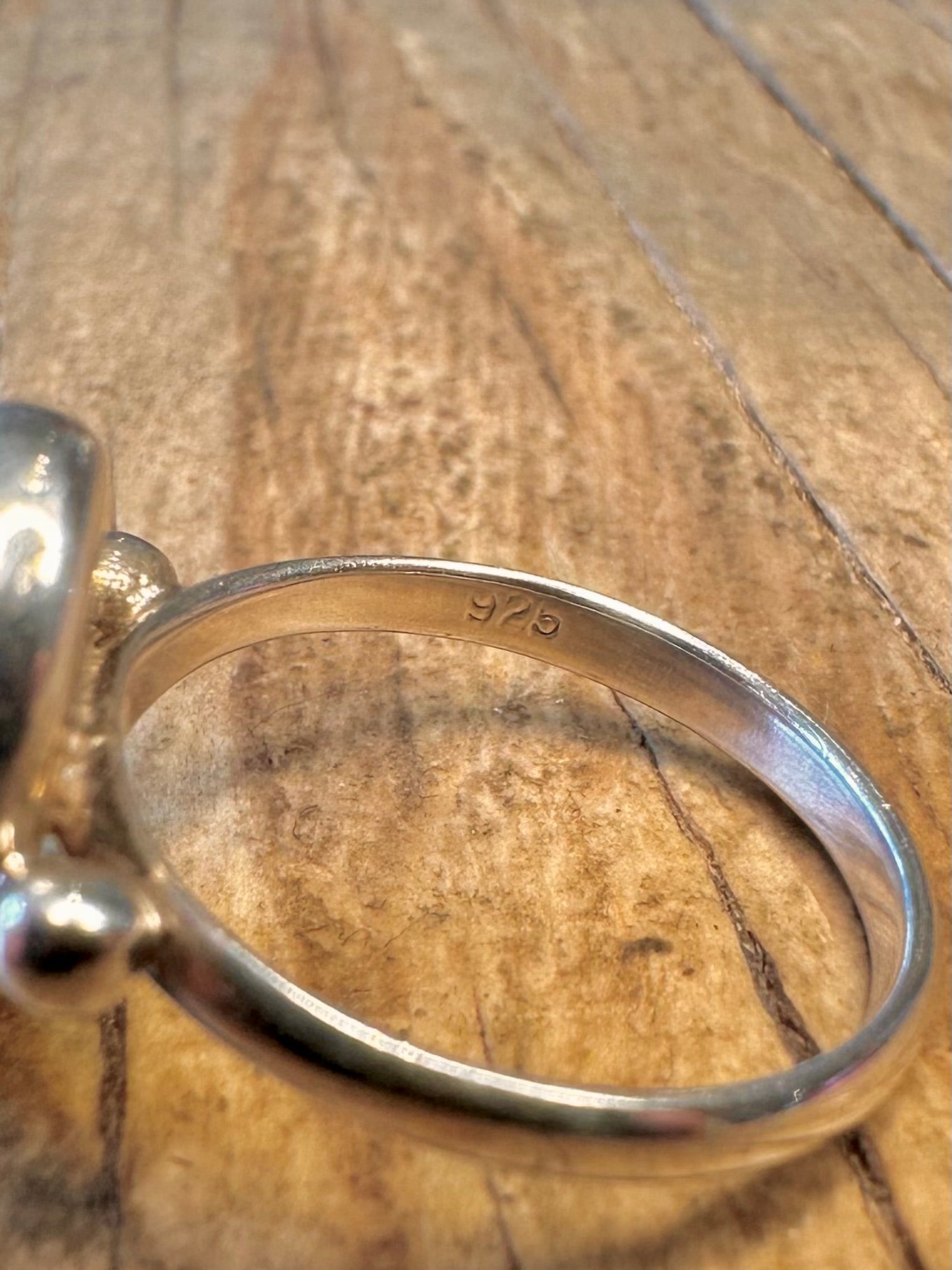 Mother of Pearl Oval 925 Sterling Silver Size M Ring