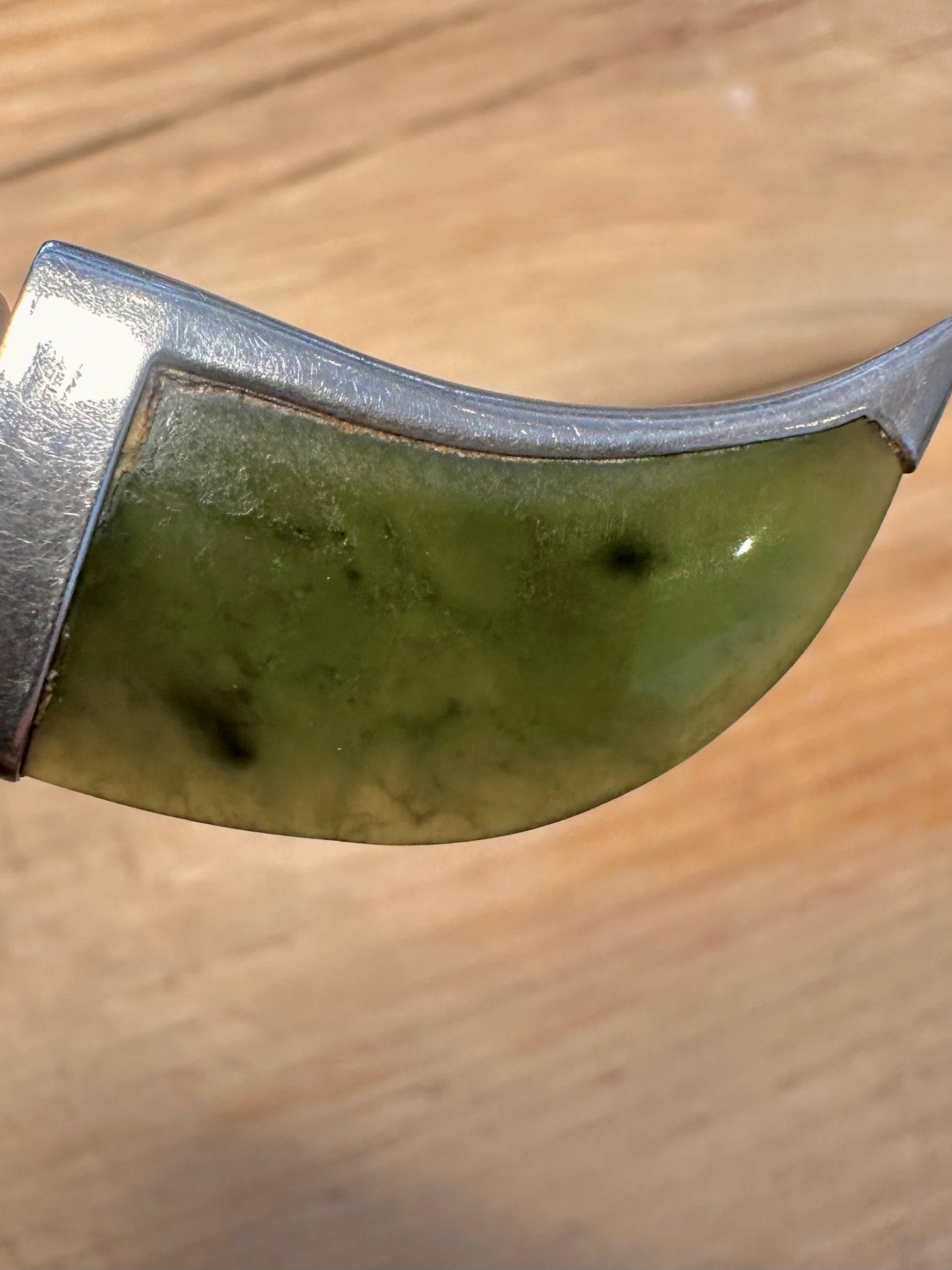 Vintage Nephrite Claw 925 Silver Pendant
