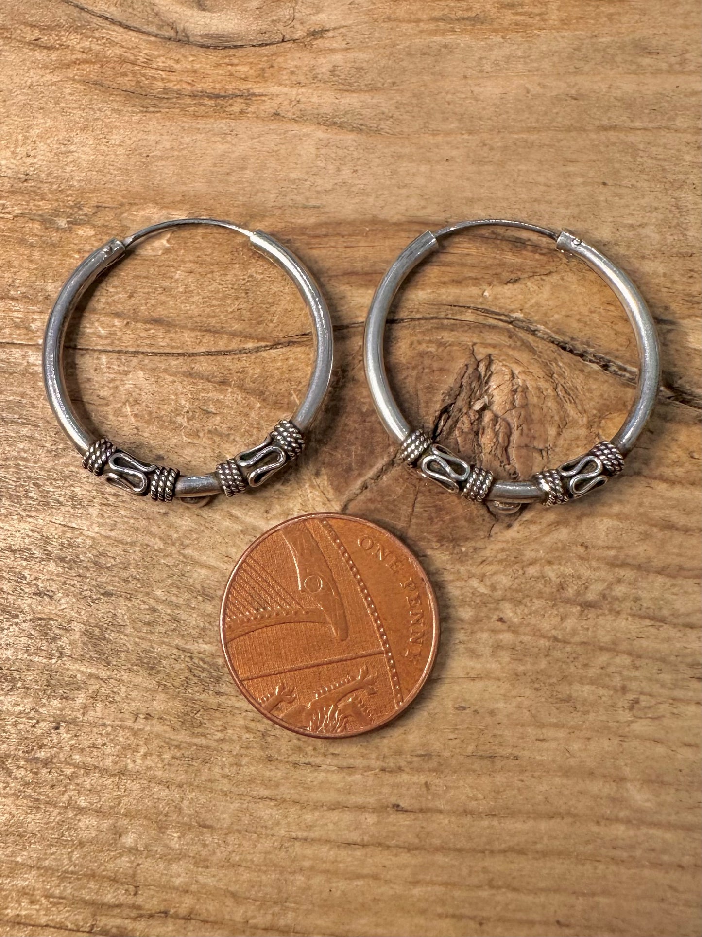 Vintage Tribal Black Stone 925 Silver Hoop Earrings