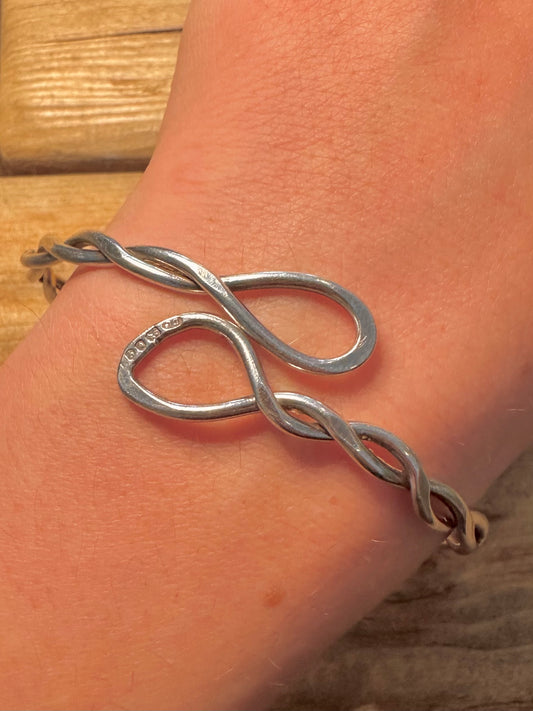 Vintage 1971 Twisted Open Front 925 Silver Bangle