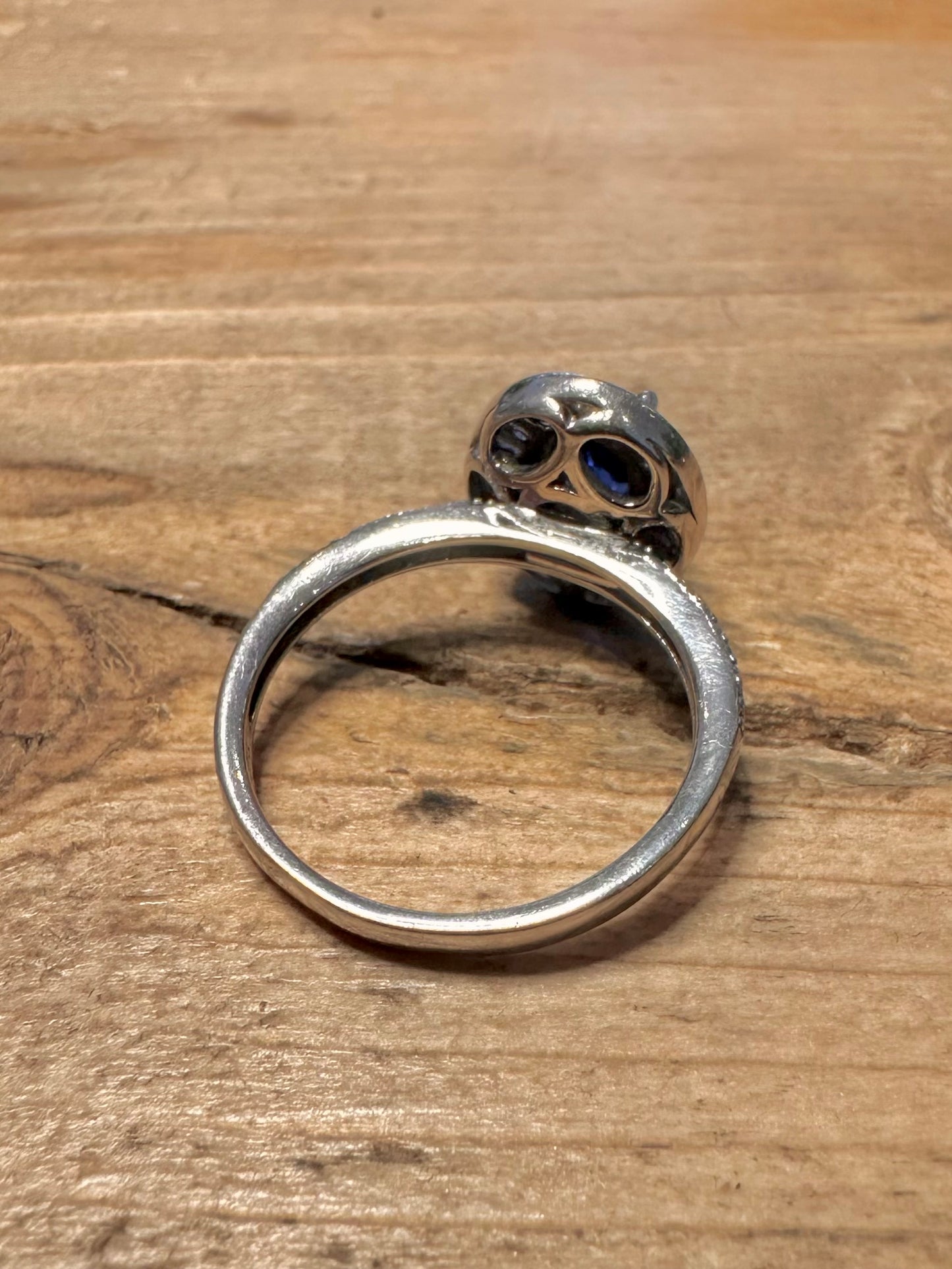 Modern Blue and White Stones 925 Silver Size Q Ring