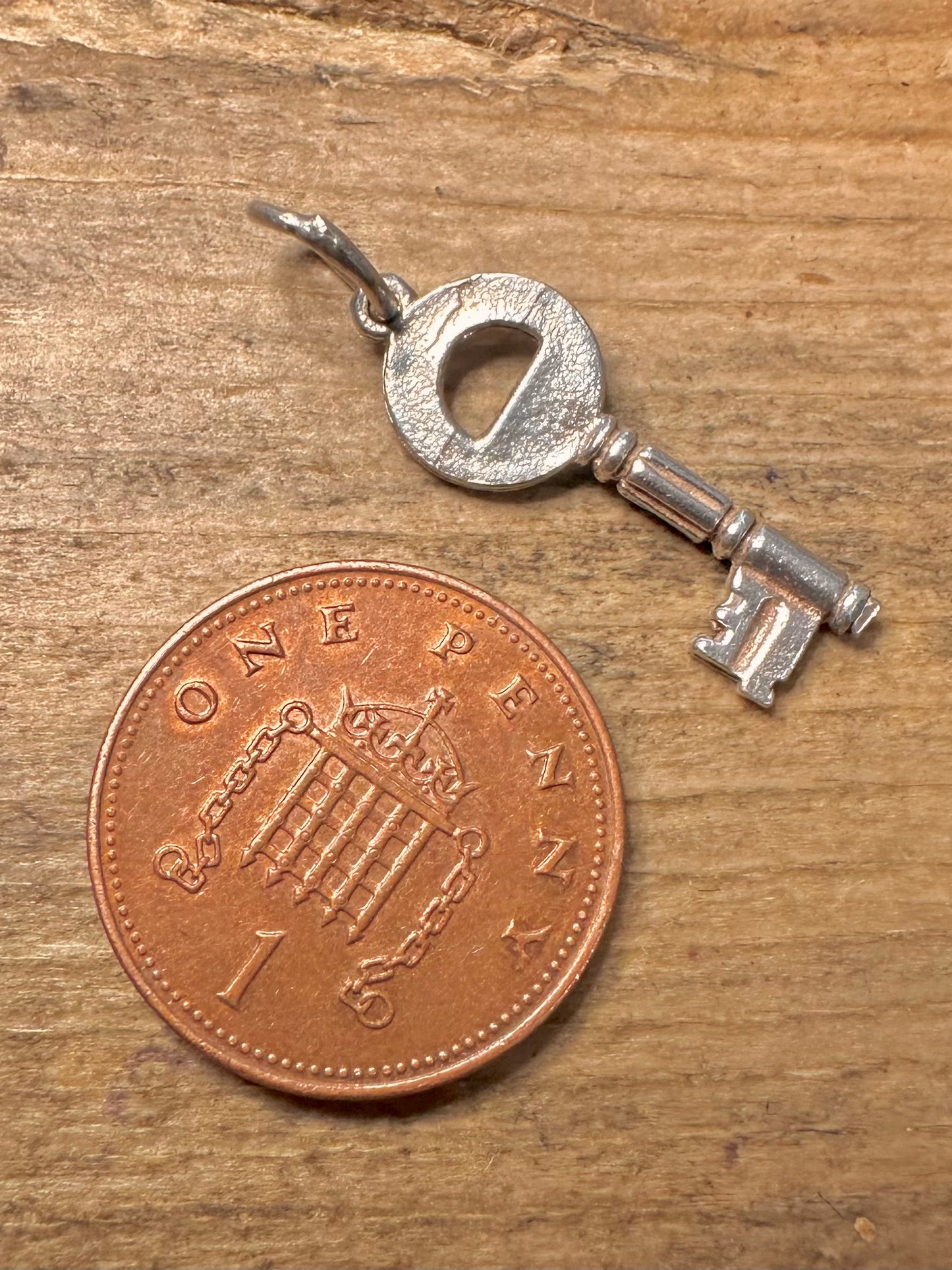 Vintage Key 21 Best Wishes 925 Silver Pendant