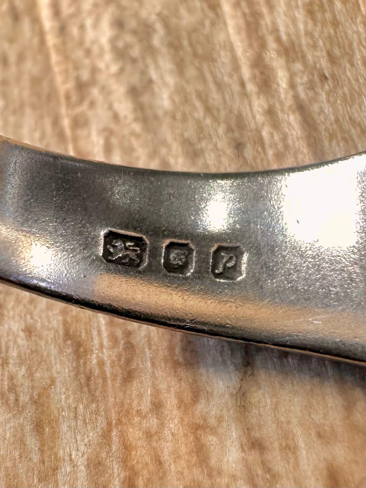 Vintage 1970 Lion Crown Symbol 925 Sterling Silver Size T Ring